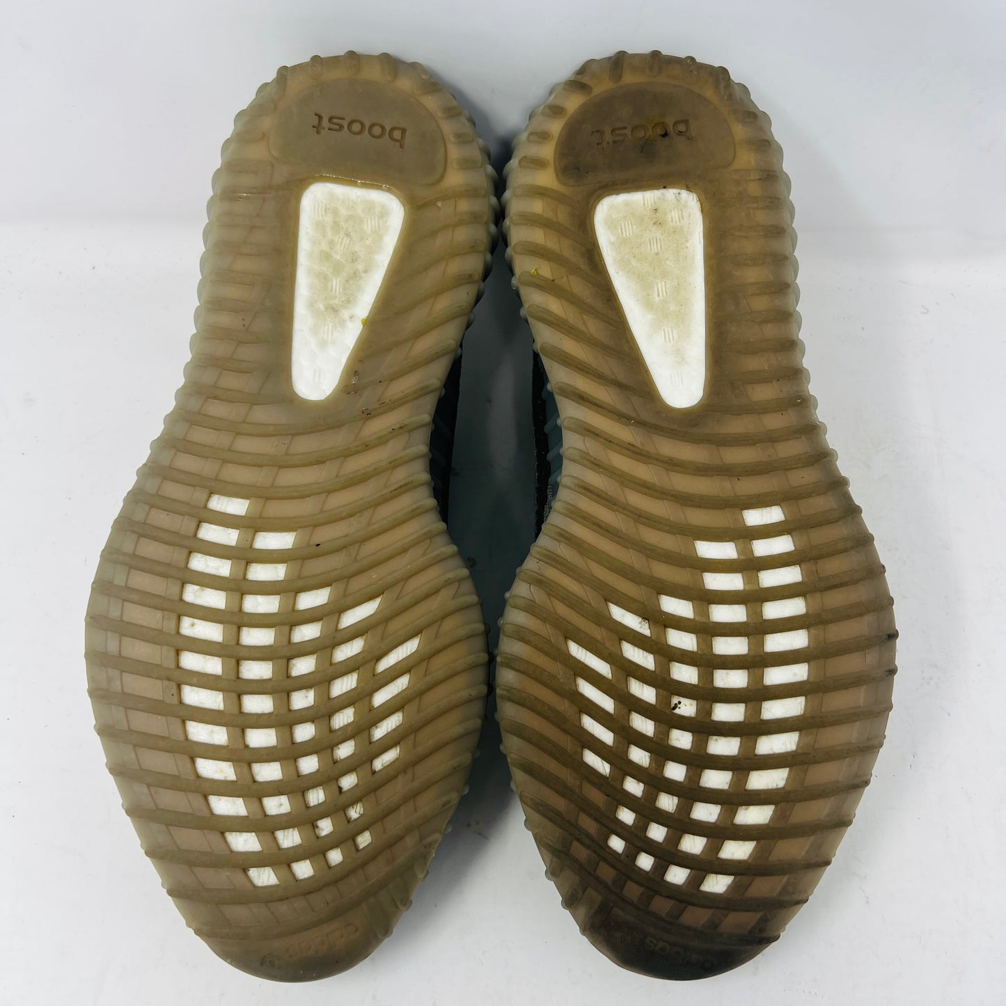 adidas Yeezy Boost 350 V2 Beluga