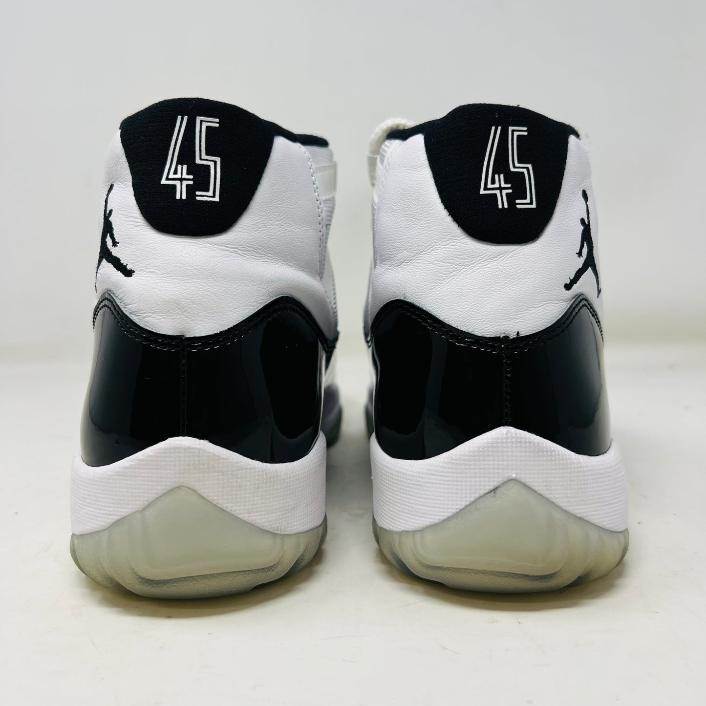Jordan 11 Retro Concord (2018)
