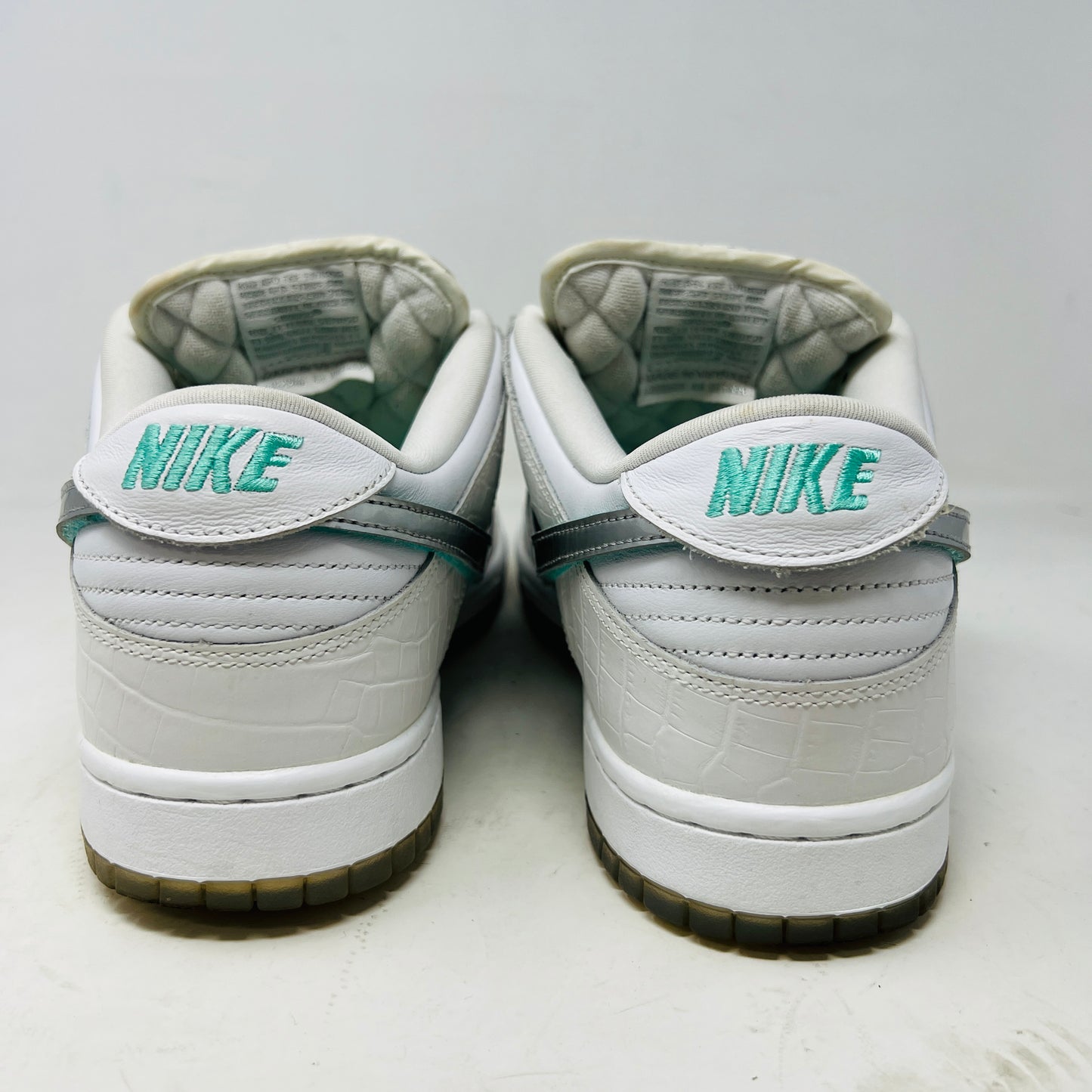 Nike SB Dunk Low Diamond Supply Co. White Diamond