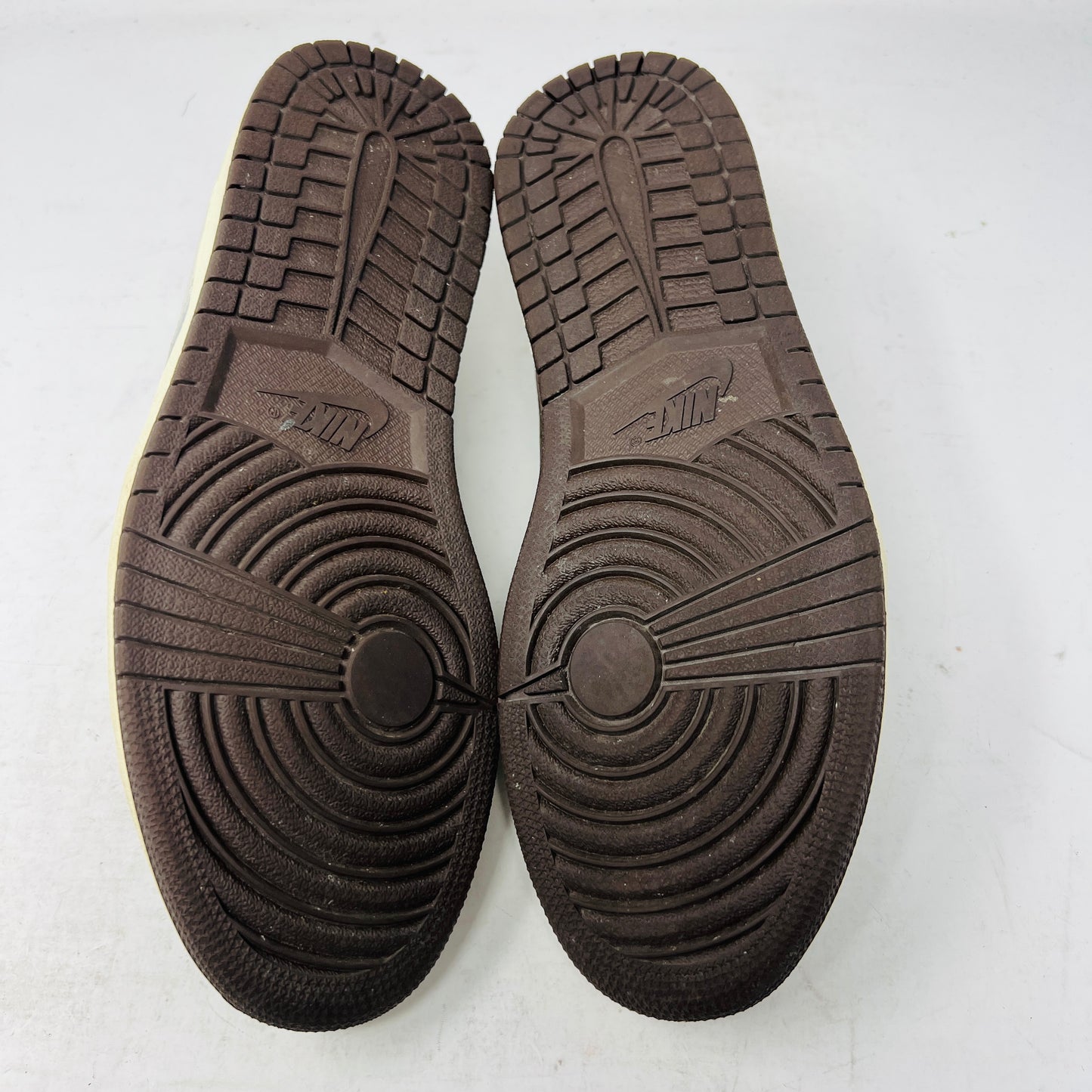 Jordan 1 Retro Low OG SP Travis Scott Mocha