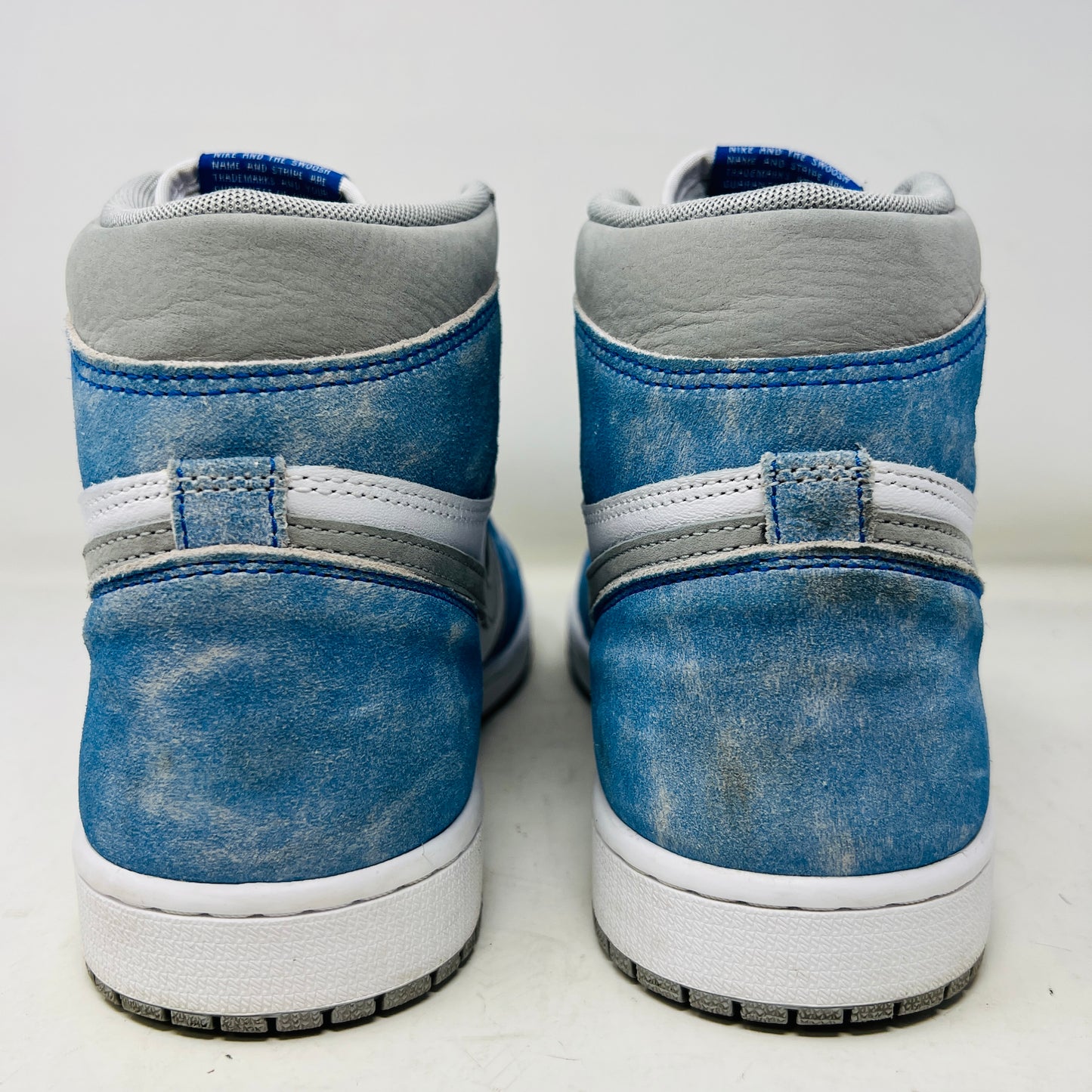 Jordan 1 Retro High Hyper Royal Smoke Grey