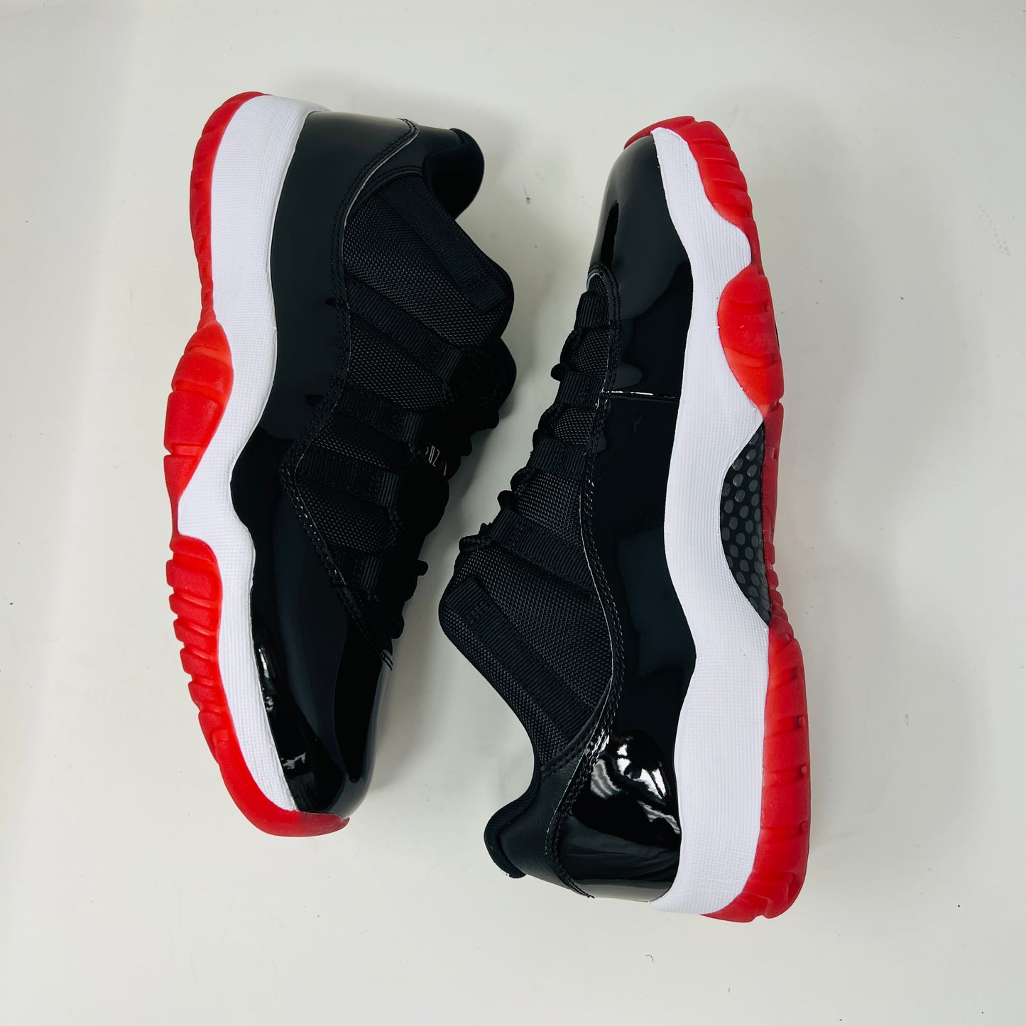 Jordan 11 Retro Low Bred (2025)