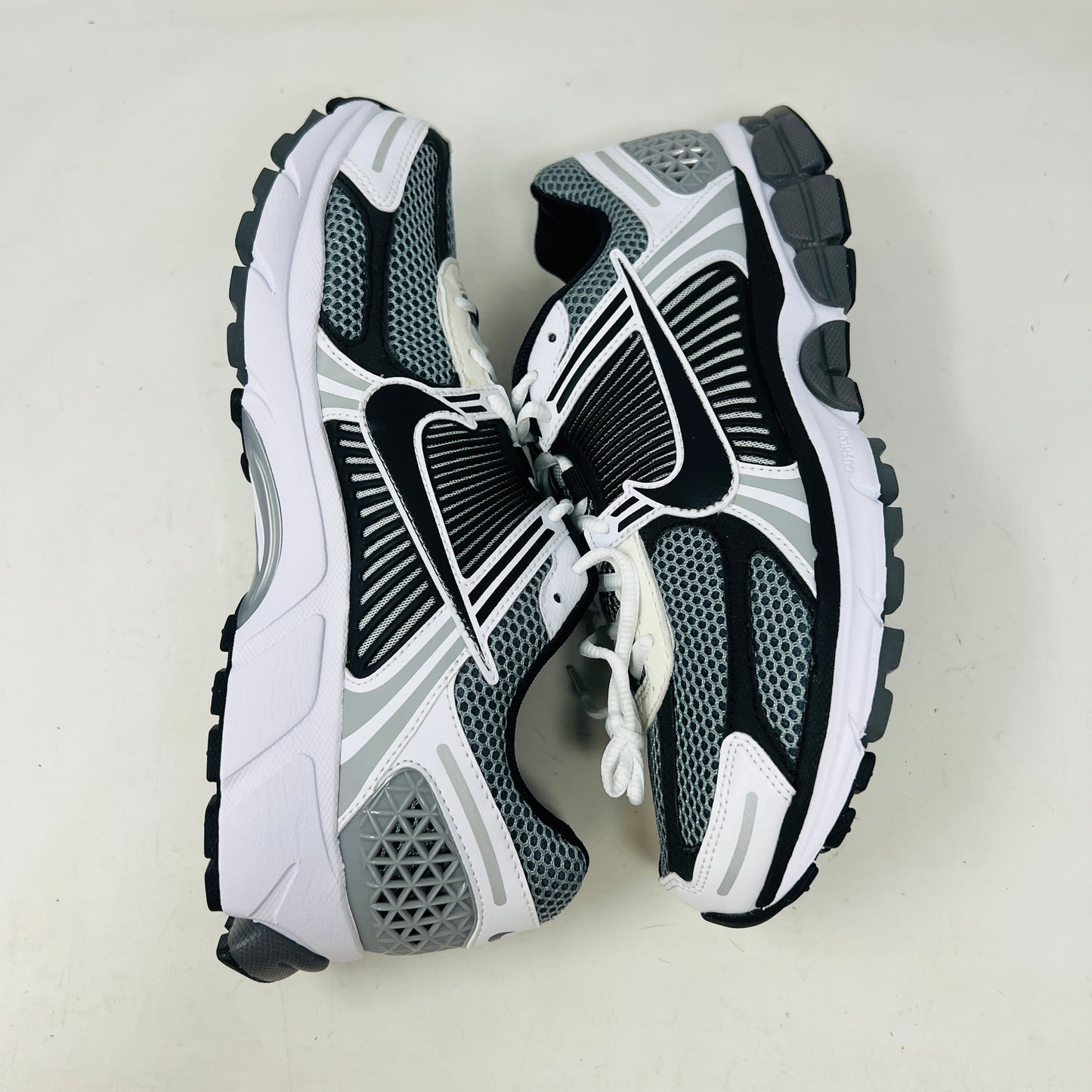 Nike Zoom Vomero 5 SE SP Dark Grey Black White