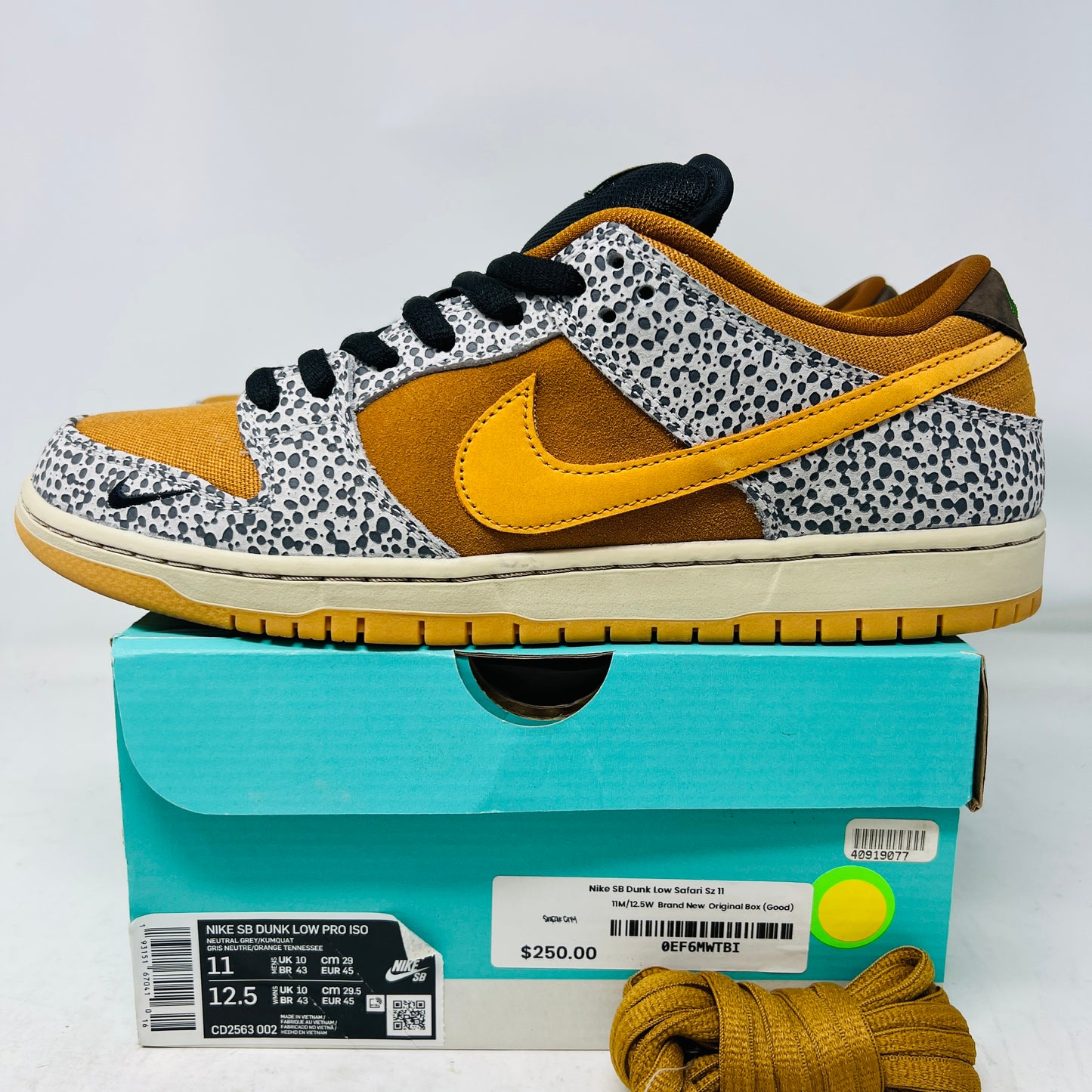 Nike SB Dunk Low Safari