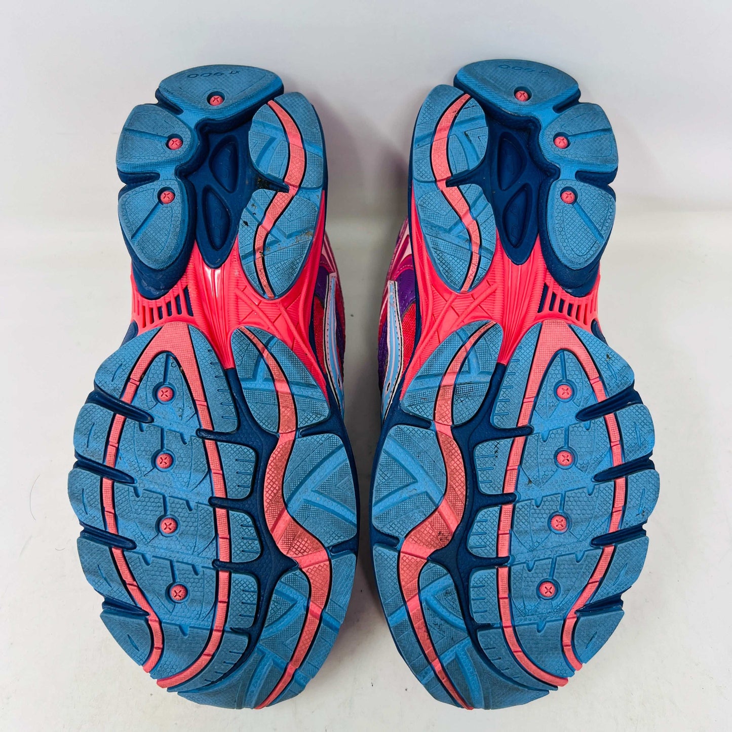 Saucony ProGrid Omni 9 Jae Tips To Do List Pink