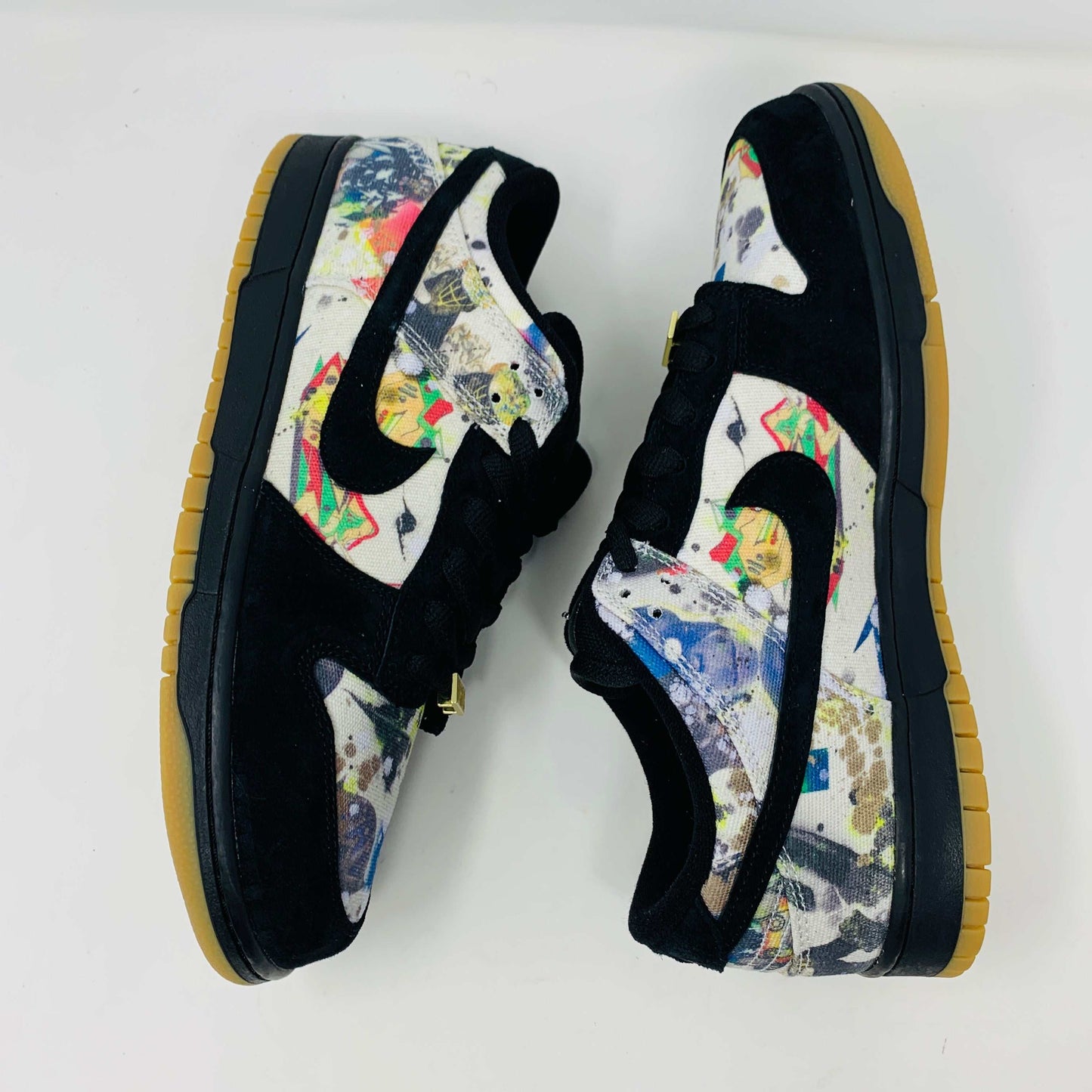 Nike SB Dunk Low Supreme Rammellzee sneakers, brand new, 2023 edition, with graffiti design and gum soles.