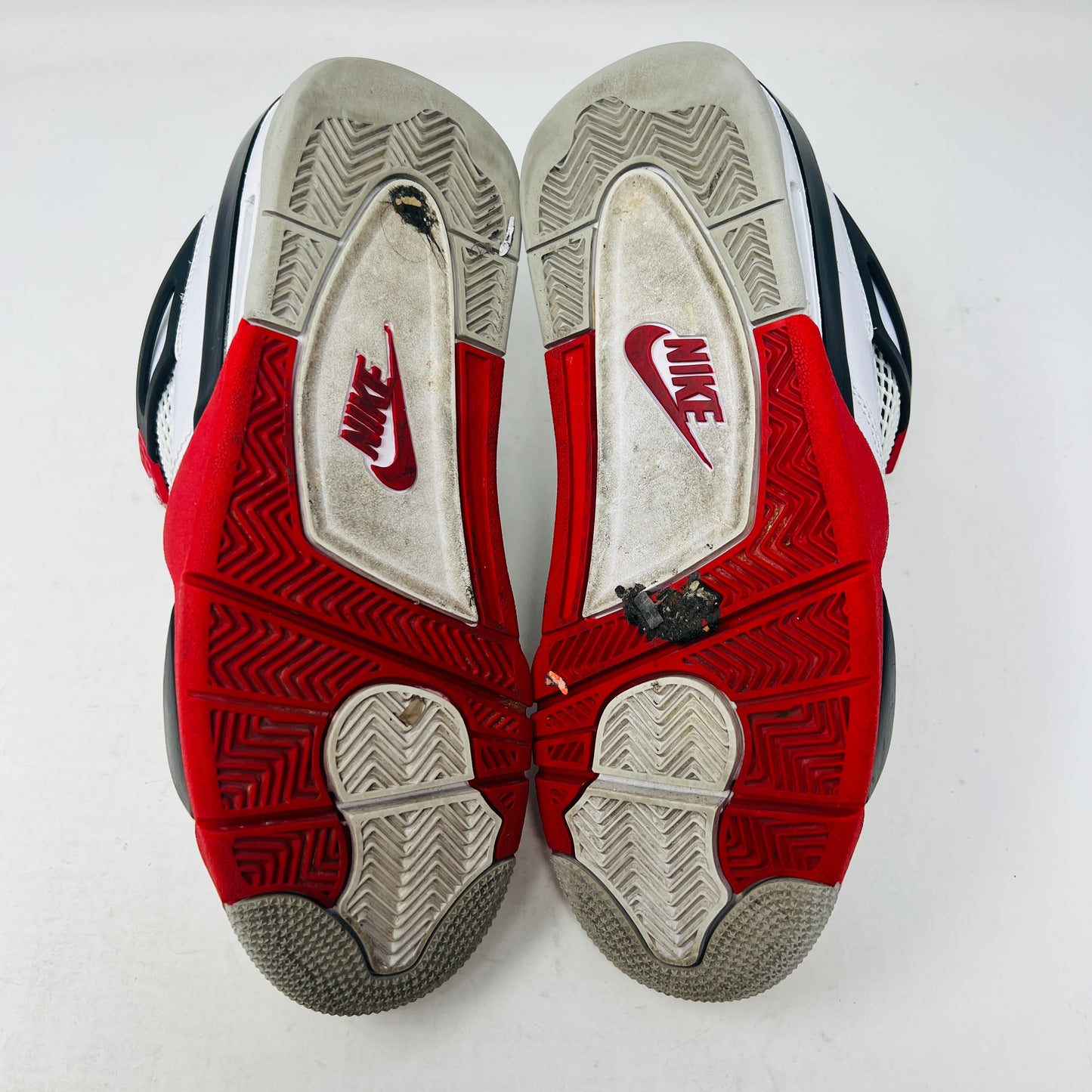 Jordan 4 Retro Fire Red (2020)