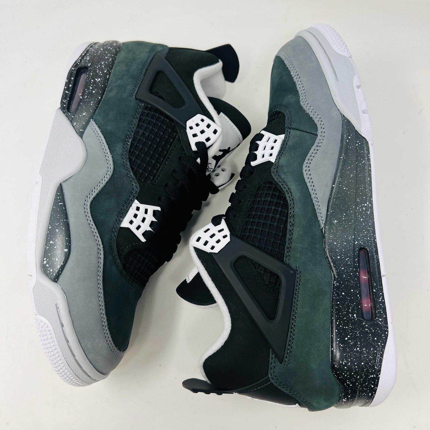 Jordan 4 Retro Fear