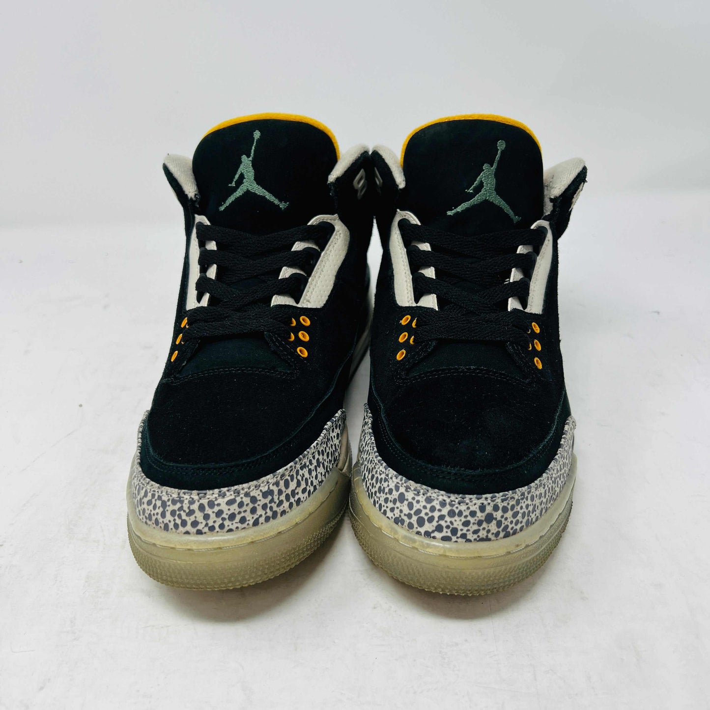 Jordan 3 Retro atmos