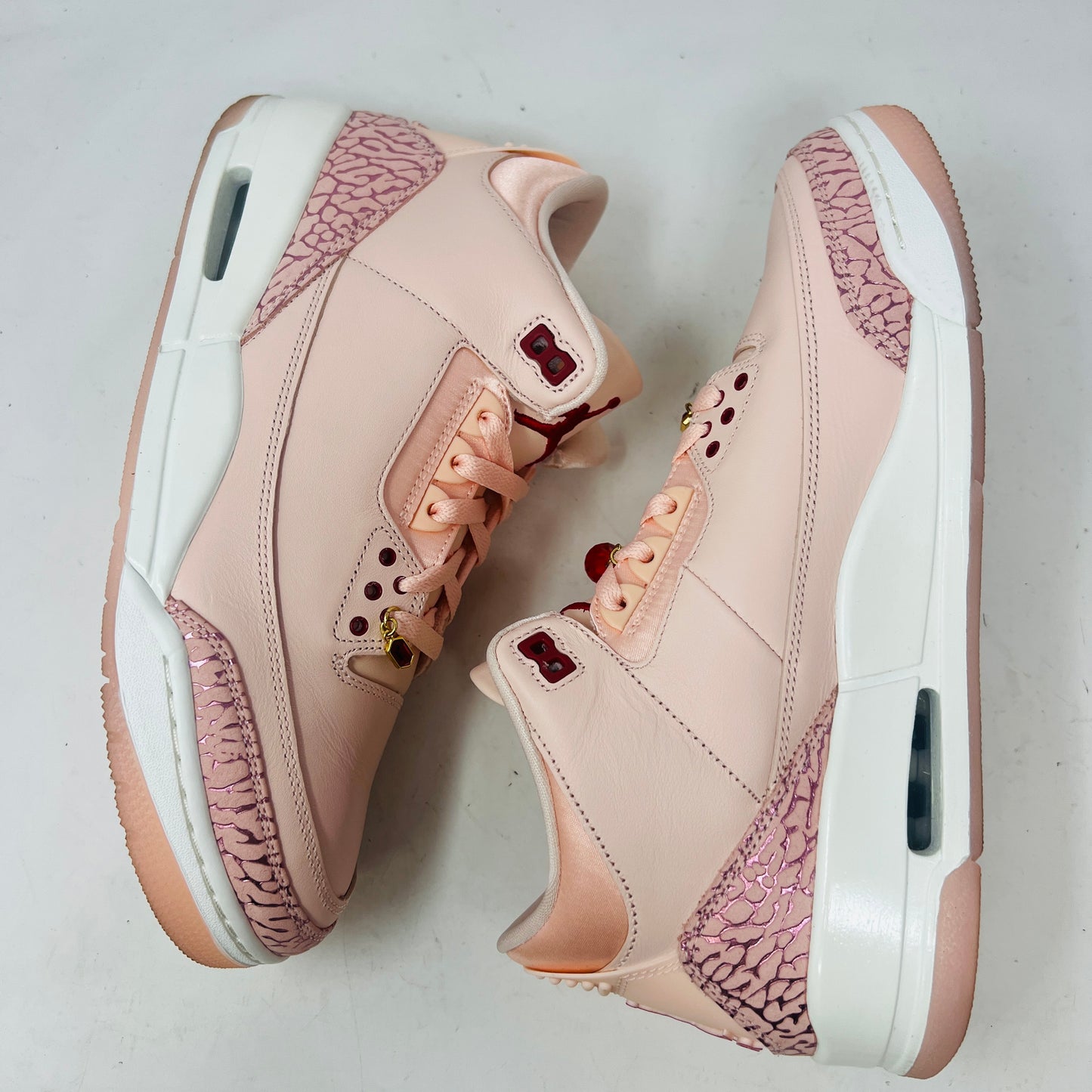 Jordan 3 Retro Valentine's Day Treat Yourself 2025
