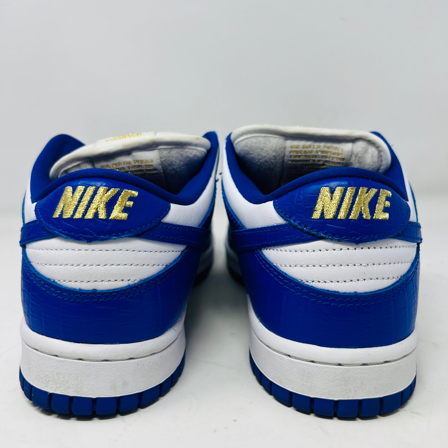 Nike SB Dunk Low Supreme Stars Hyper Royal (2021)