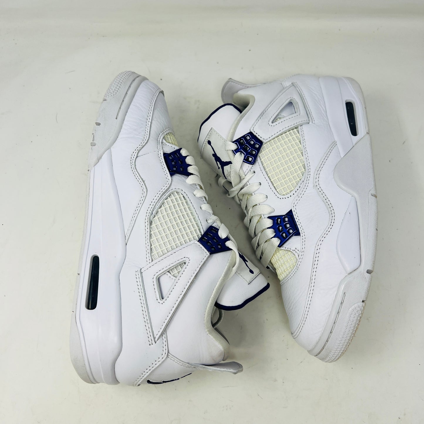Jordan 4 Retro Metallic Purple