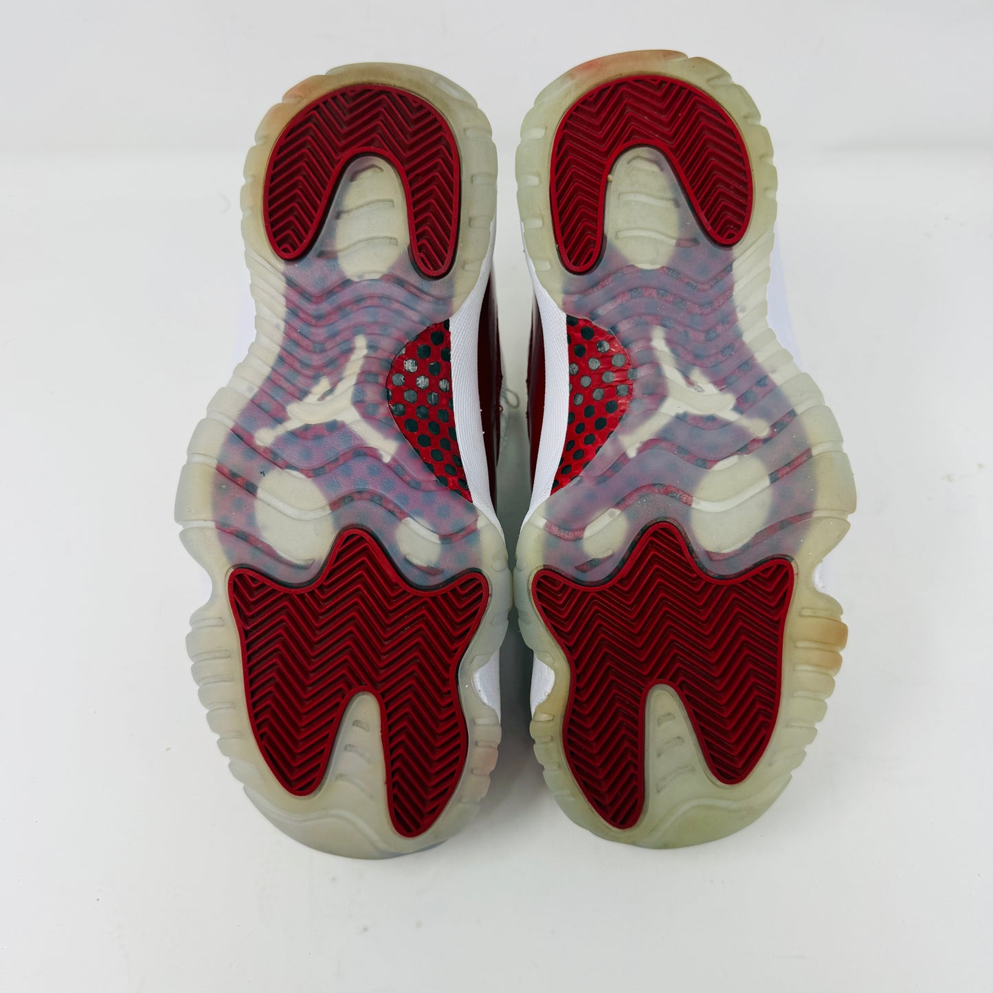 Jordan 11 Retro Cherry (2022)