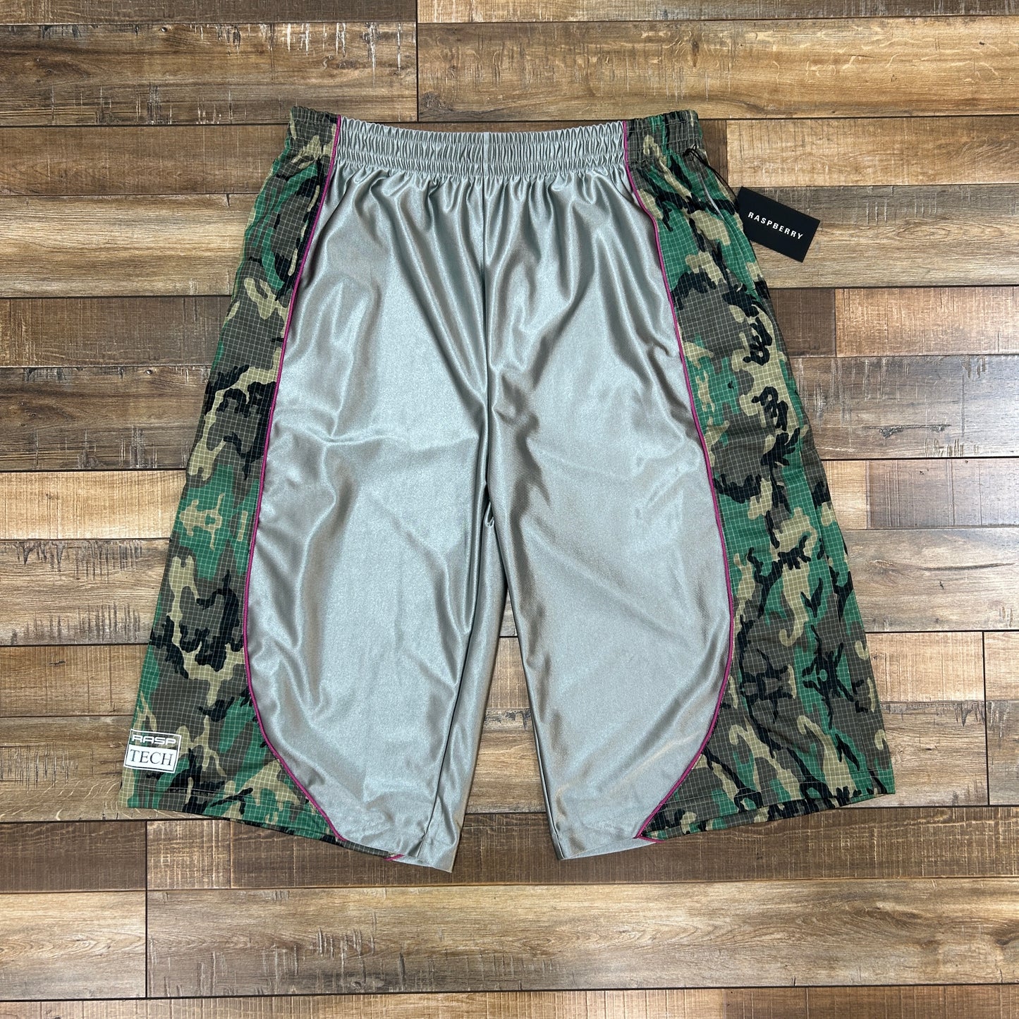 GV Gallery Basketball Camo Shorts