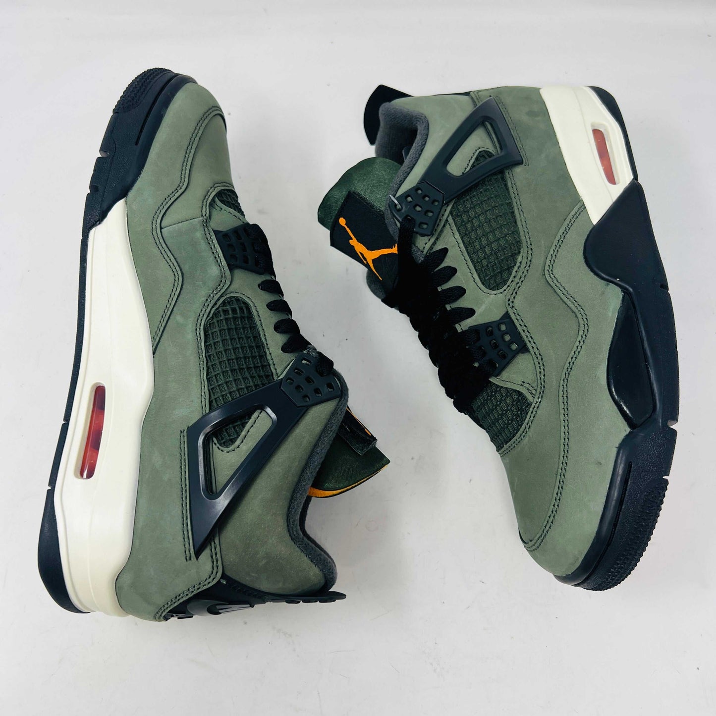 Jordan 4 Retro OG SP Undefeated (2025)