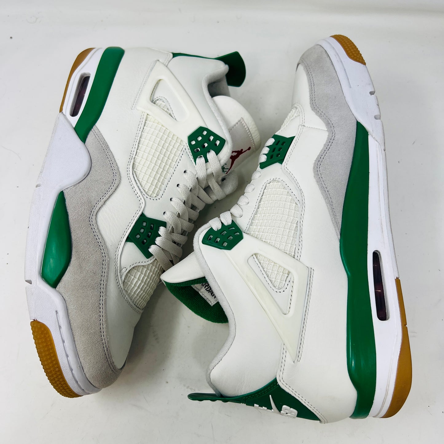 Jordan 4 Retro SB Pine Green