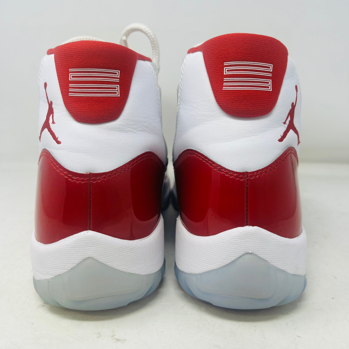 Jordan 11 Retro Cherry (2022)