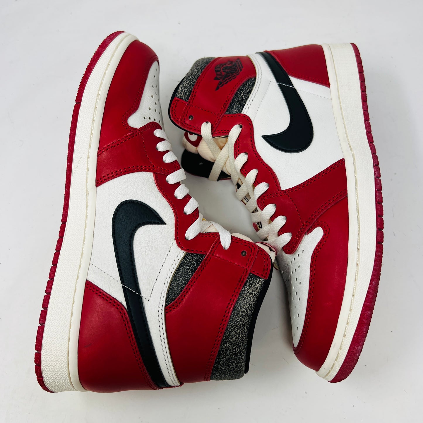 Jordan 1 Retro High OG Chicago Lost and Found