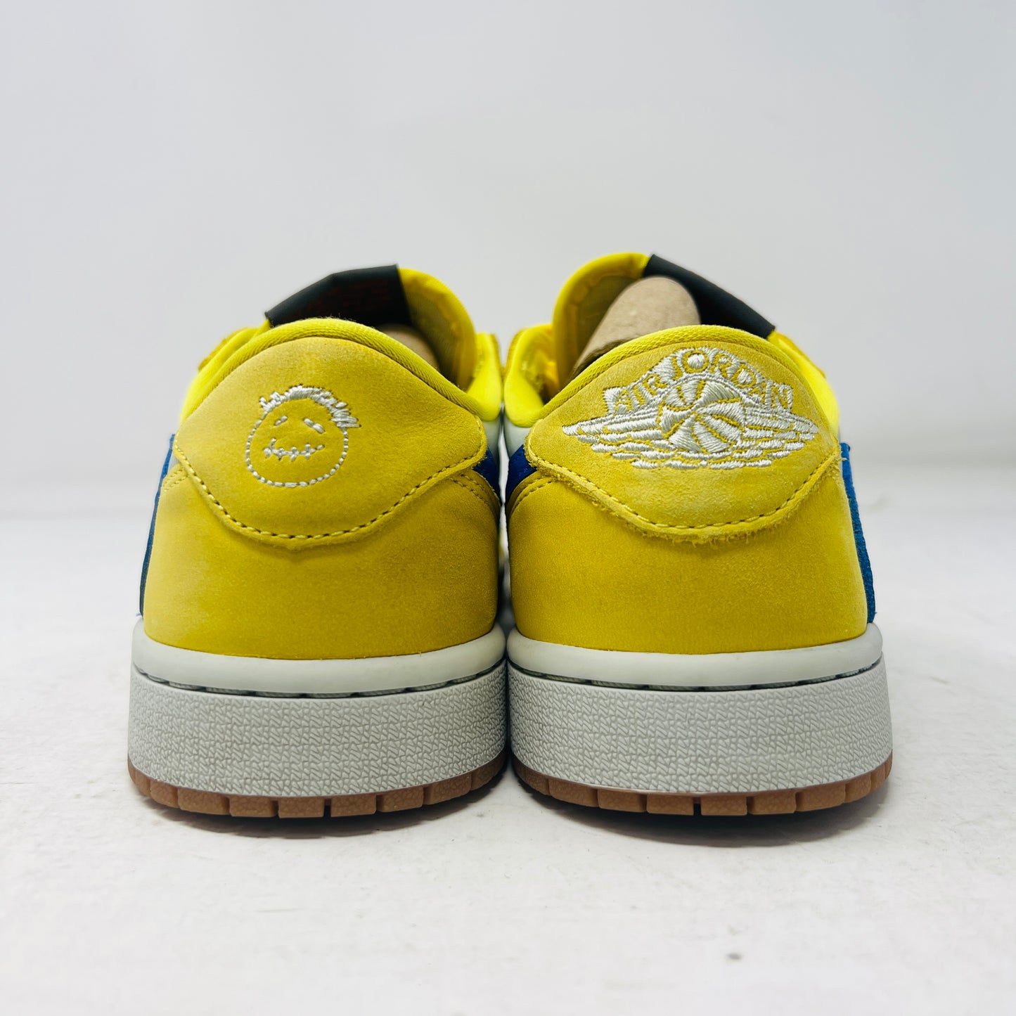 Jordan 1 Retro Low OG SP Travis Scott Canary (Women's)