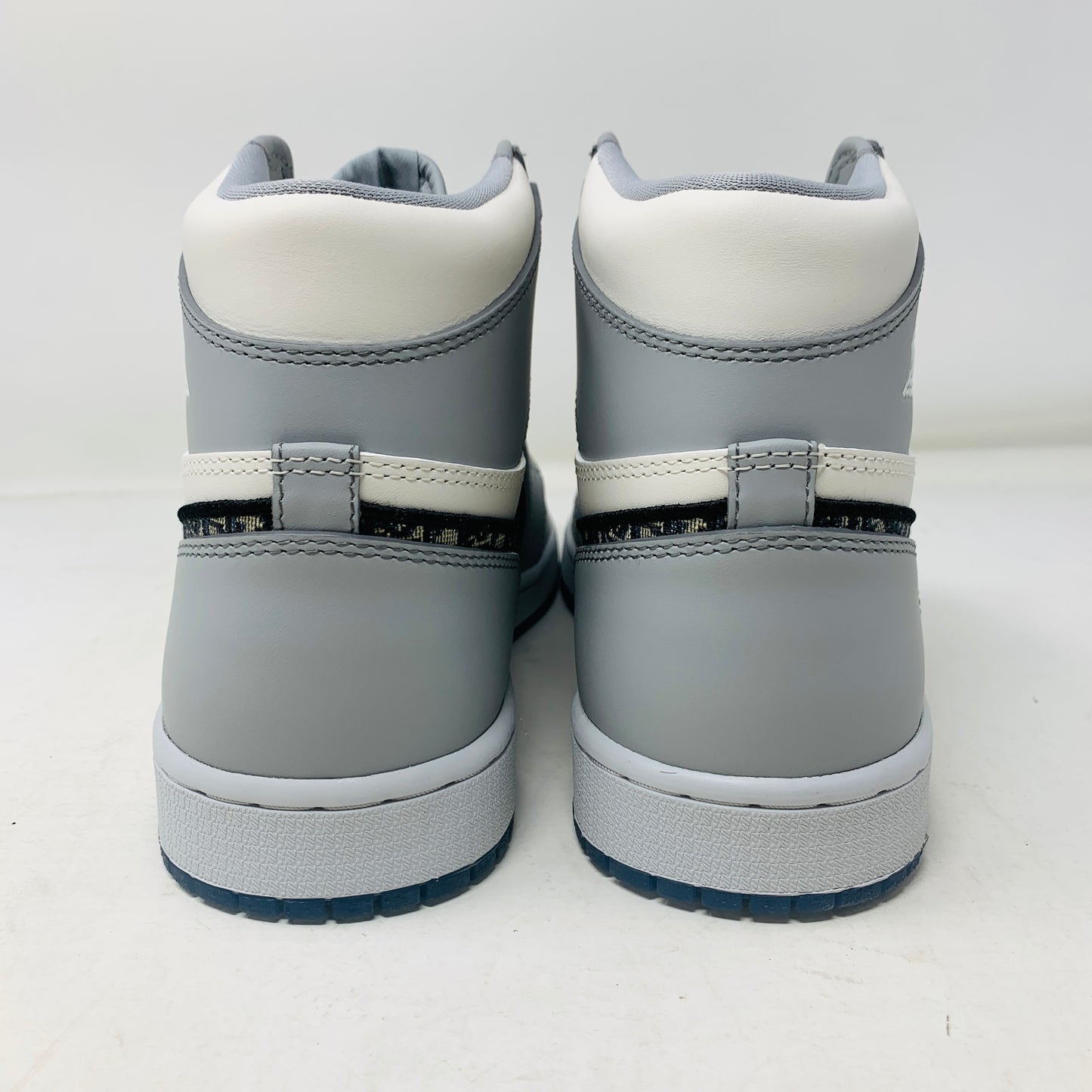 Jordan 1 Retro High Dior
