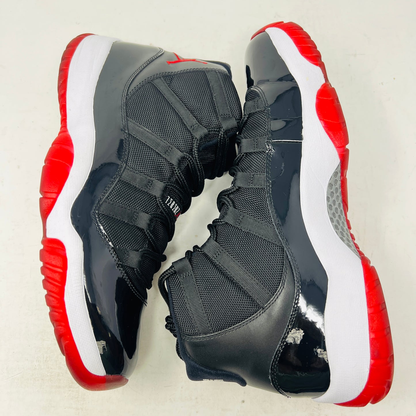 Jordan 11 Retro Playoffs (2012)