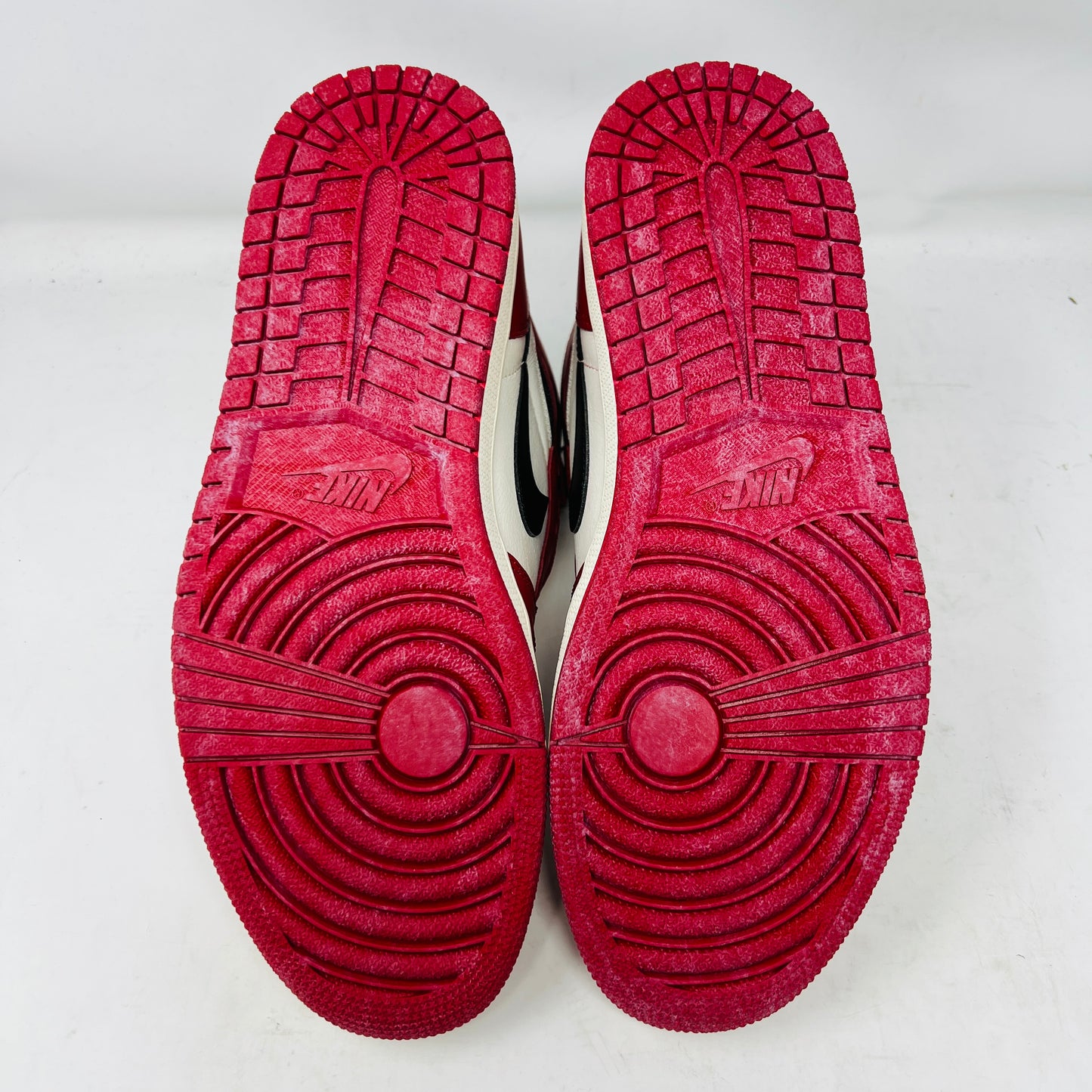 Jordan 1 Retro High OG Chicago Lost and Found