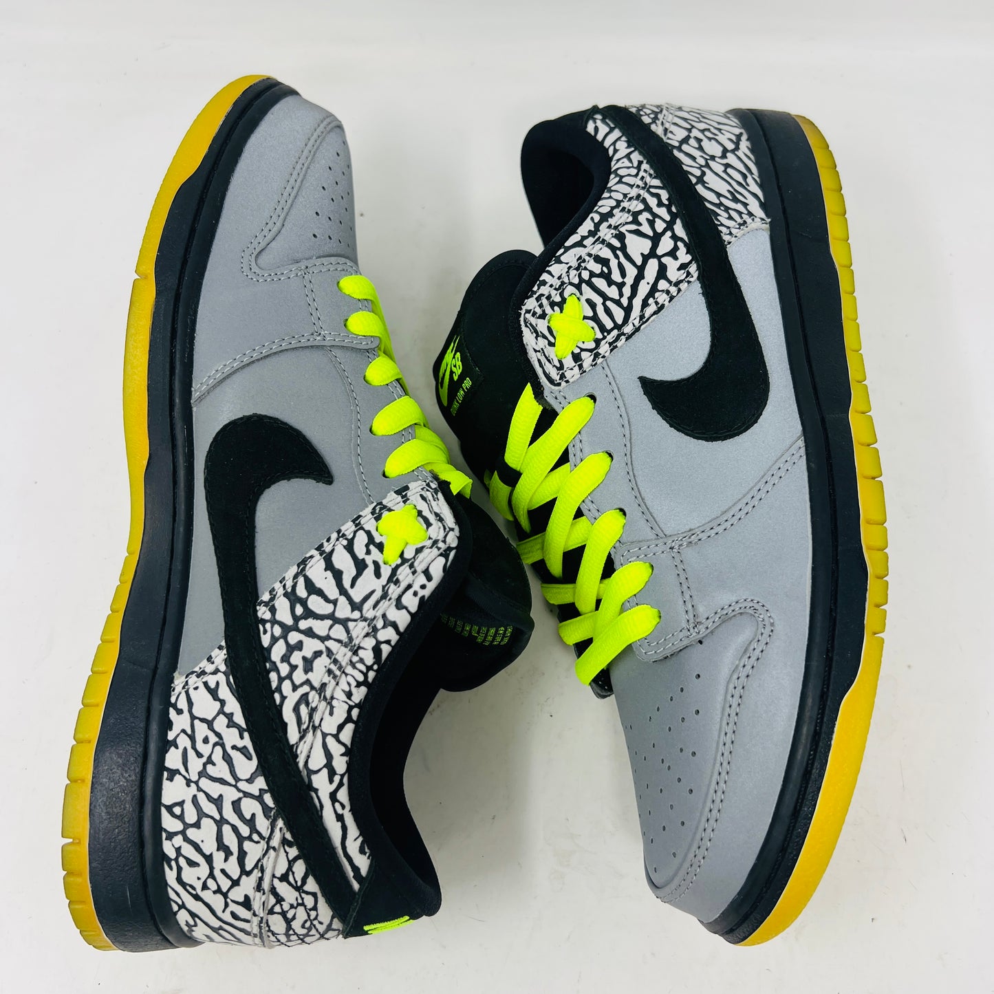Nike SB Dunk Low DJ Clark Kent x Primitive 112