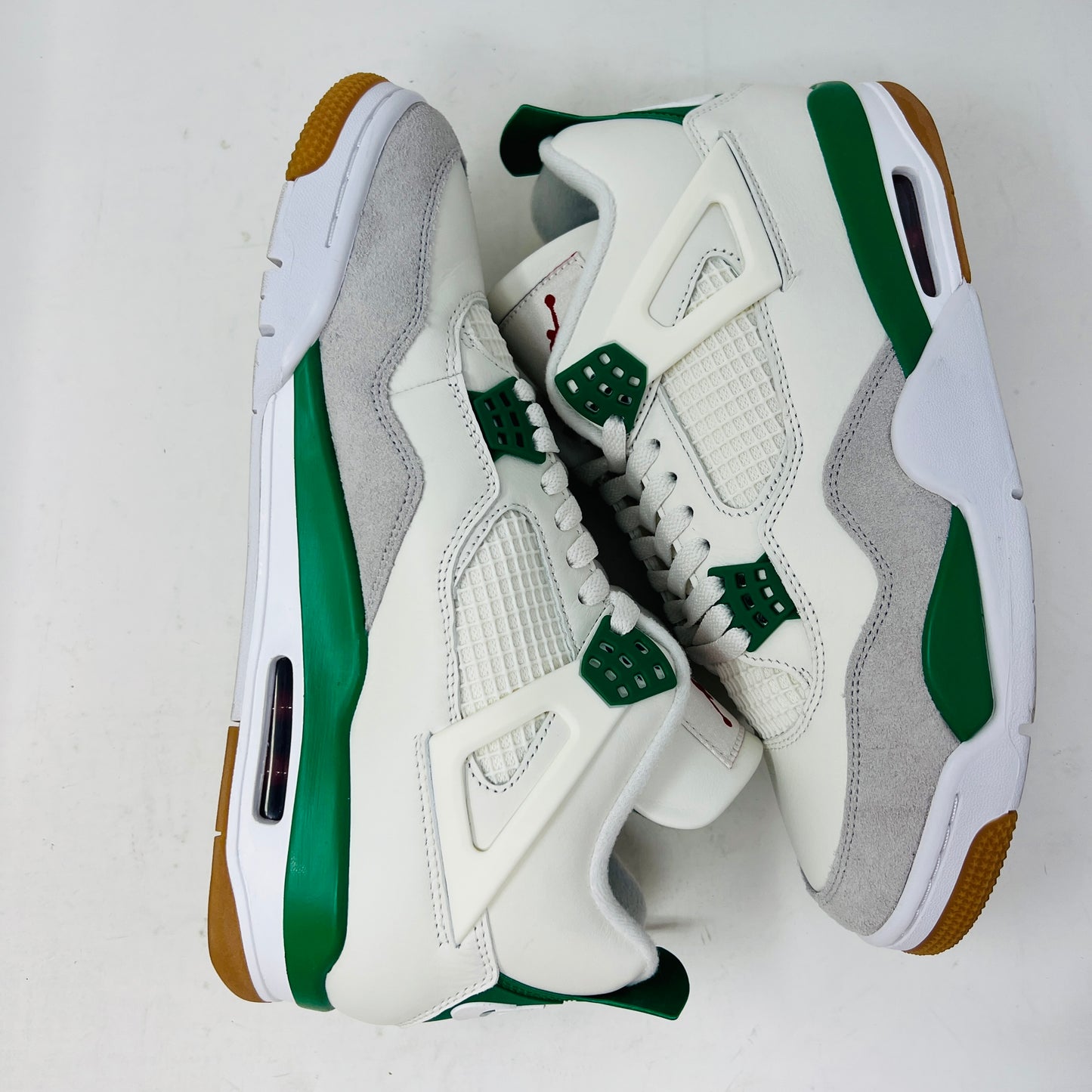 Jordan 4 Retro SB Pine Green