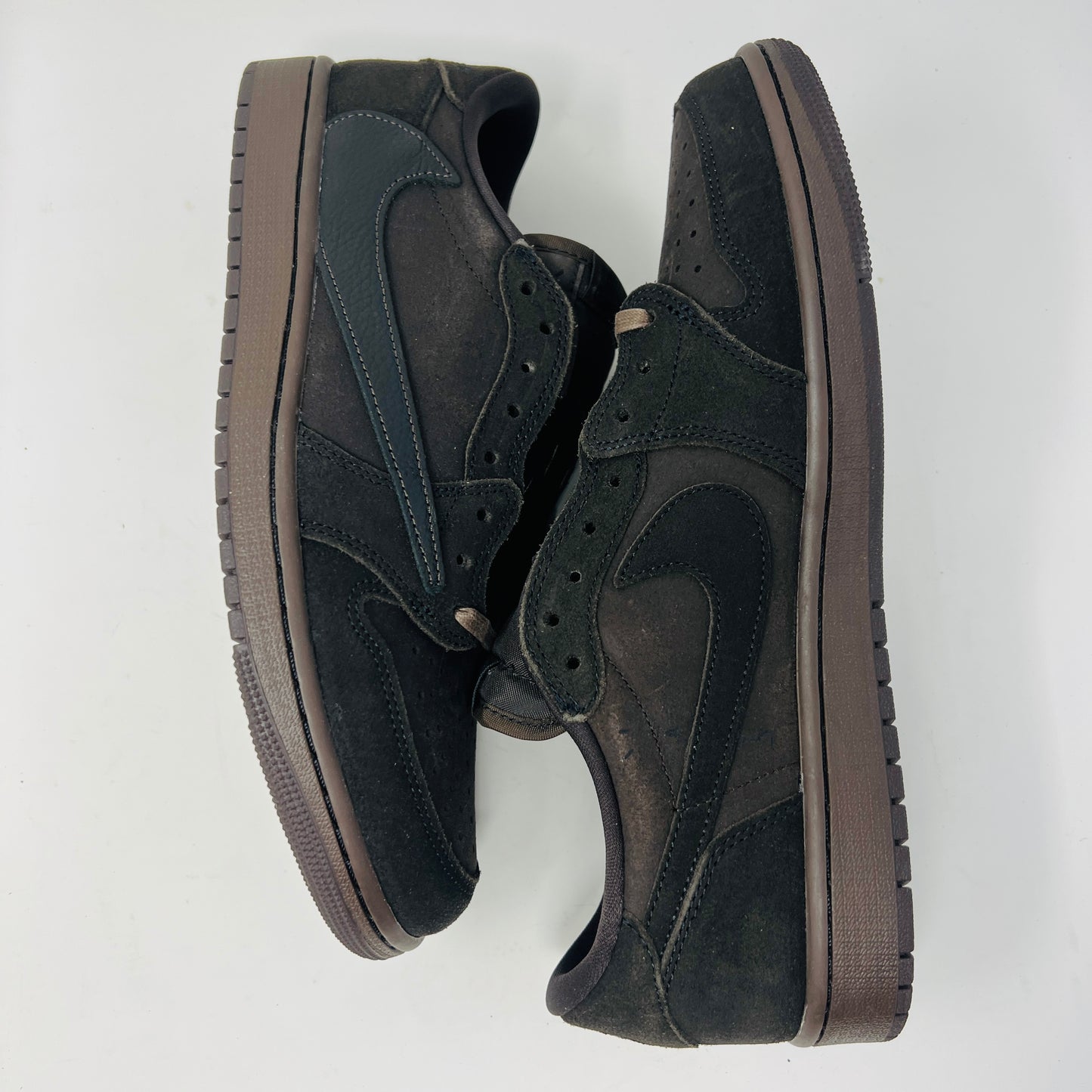 Jordan 1 Retro Low OG SP Travis Scott Velvet Brown