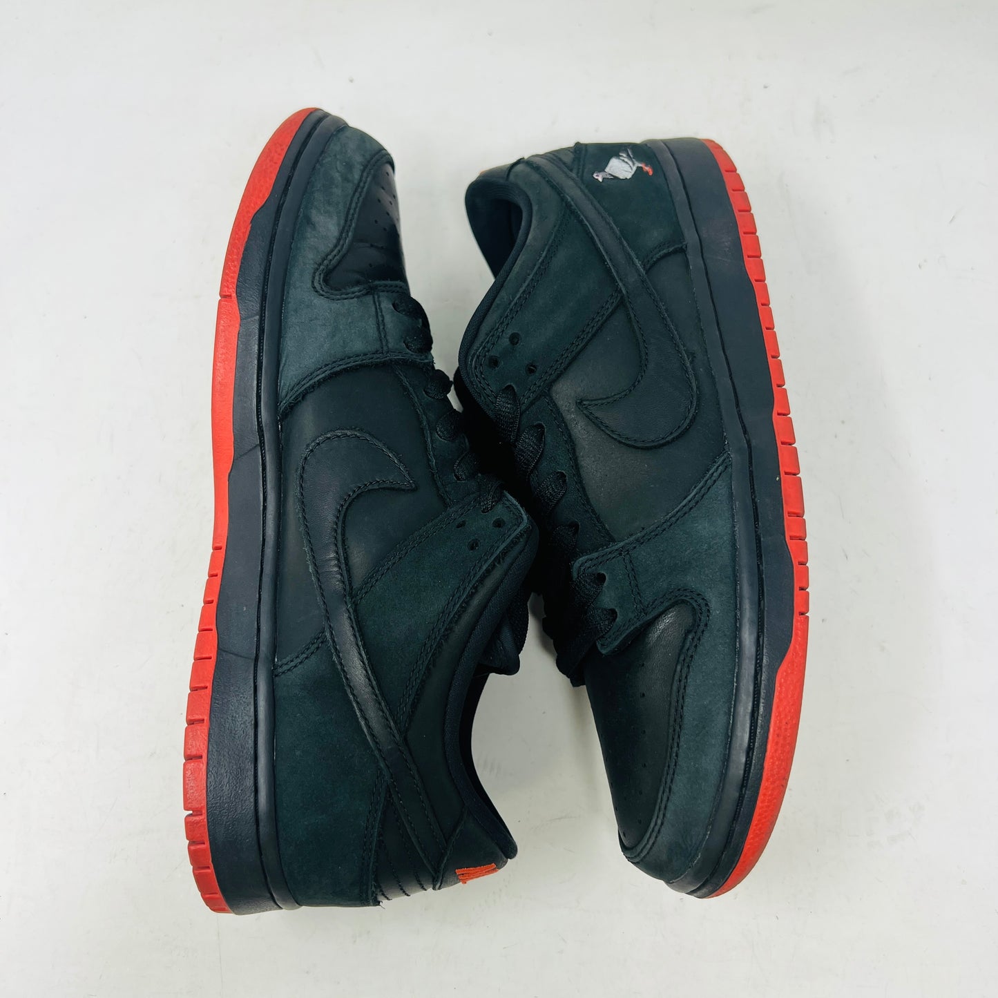 Nike SB Dunk Low Black Pigeon