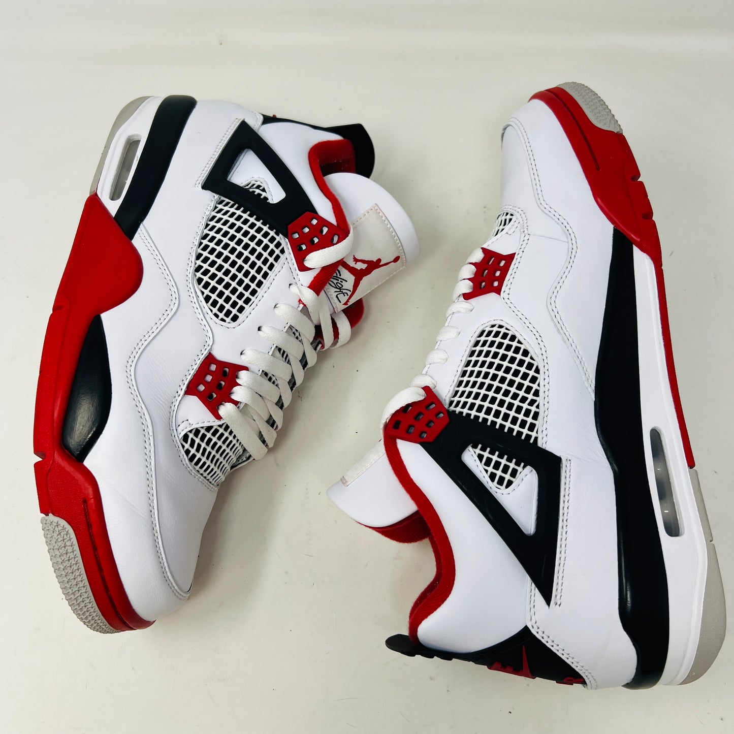 Jordan 4 Retro Fire Red (2020)