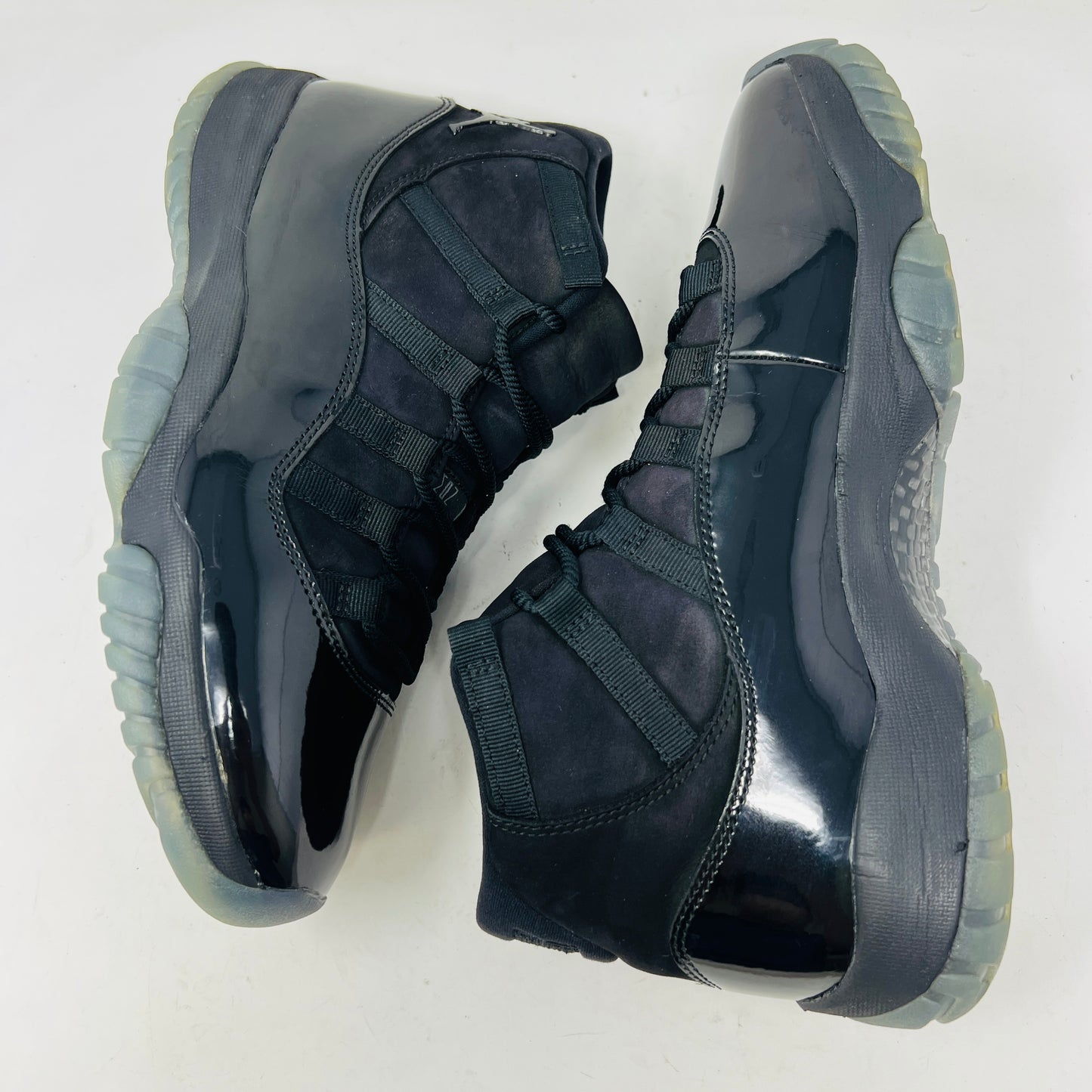 Jordan 11 Retro Cap and Gown