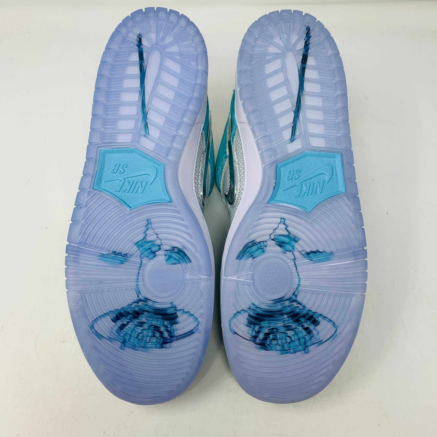Nike SB Dunk Low April Skateboards, brand new with extra white laces, 2023 release.