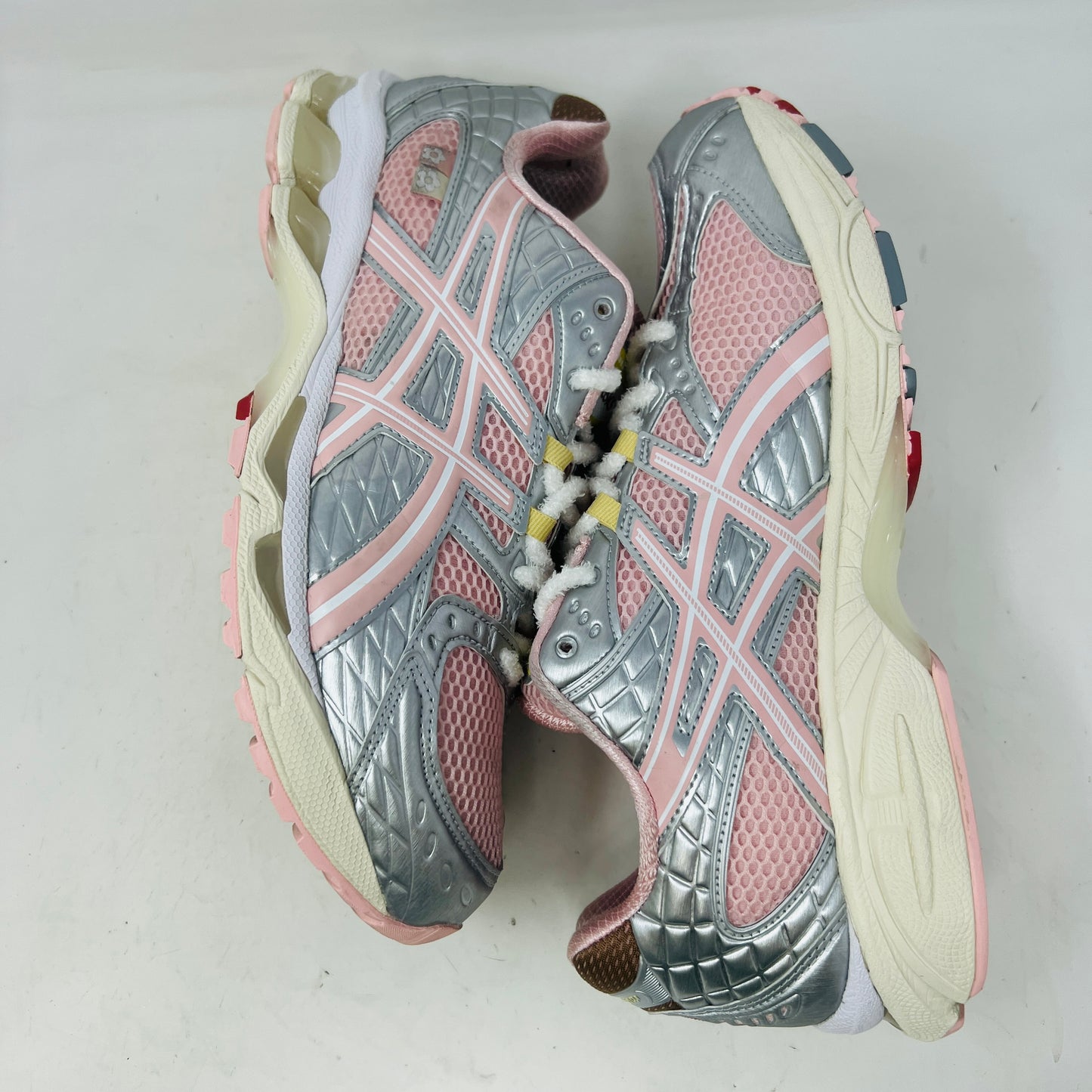 ASICS Gel-Nimbus 10.1 Vandy The Pink x atmos Banana Split Strawberry
