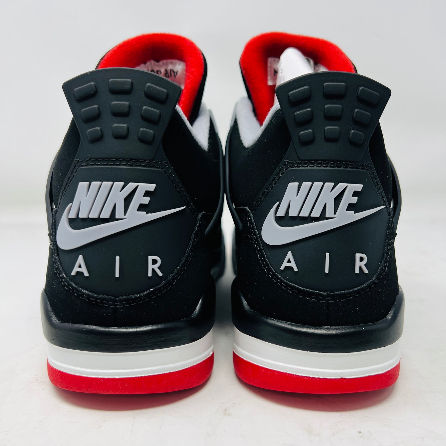 Jordan 4 Retro Bred (2019)