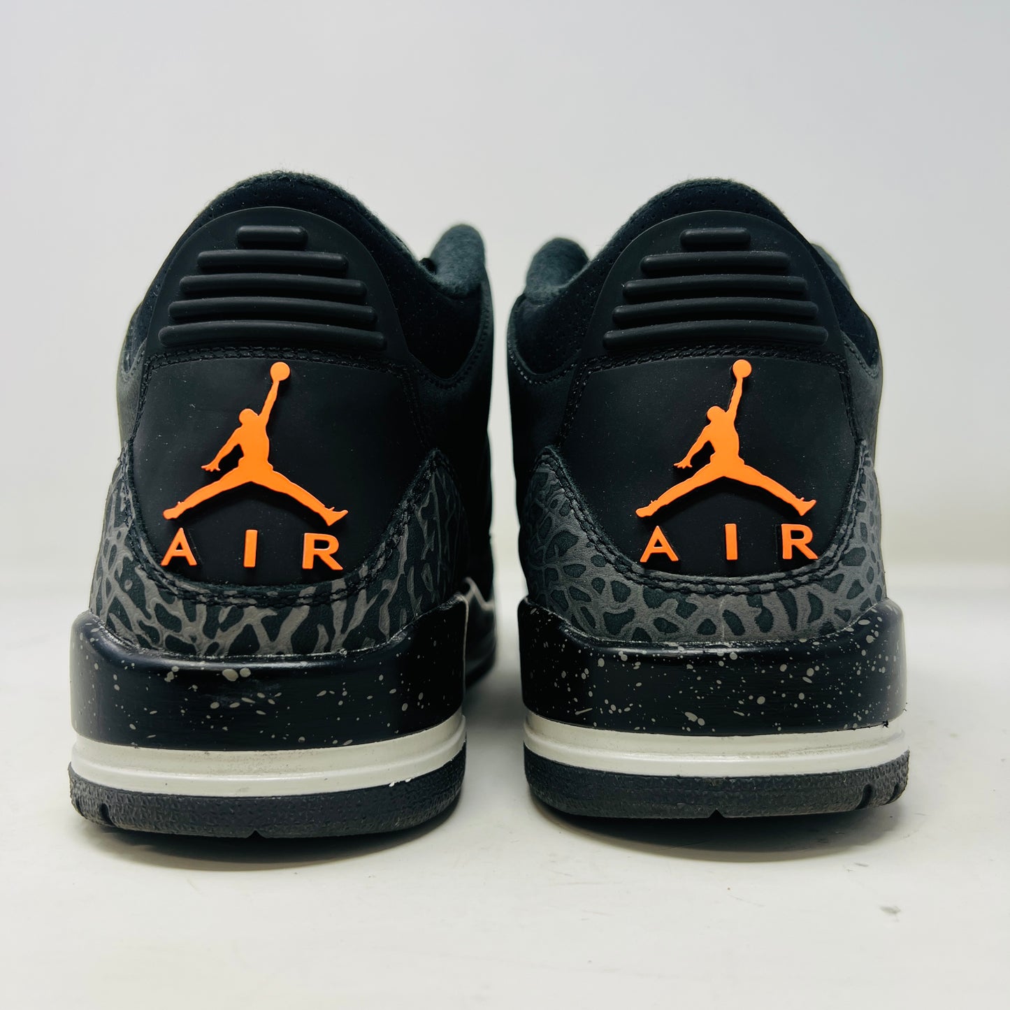 Jordan 3 Retro Fear Pack (2023)