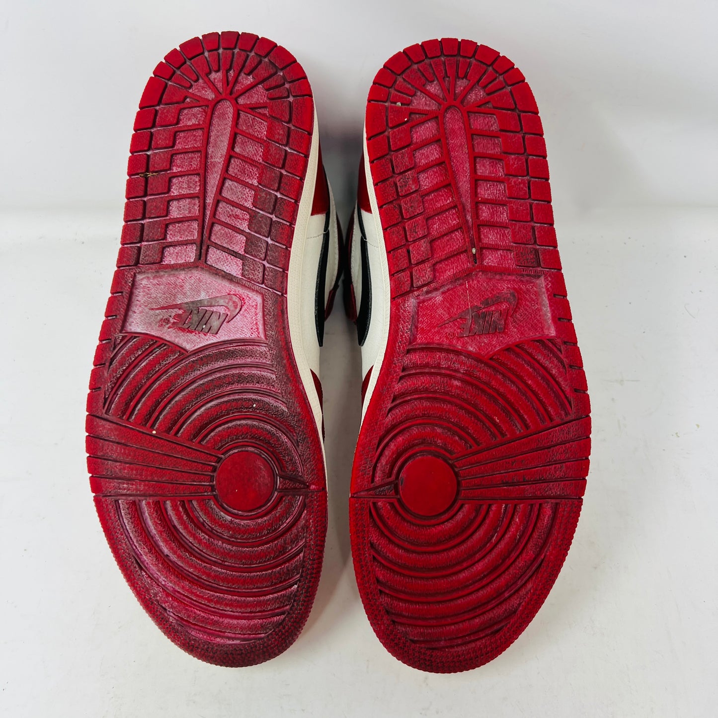 Jordan 1 Retro High OG Chicago Lost and Found
