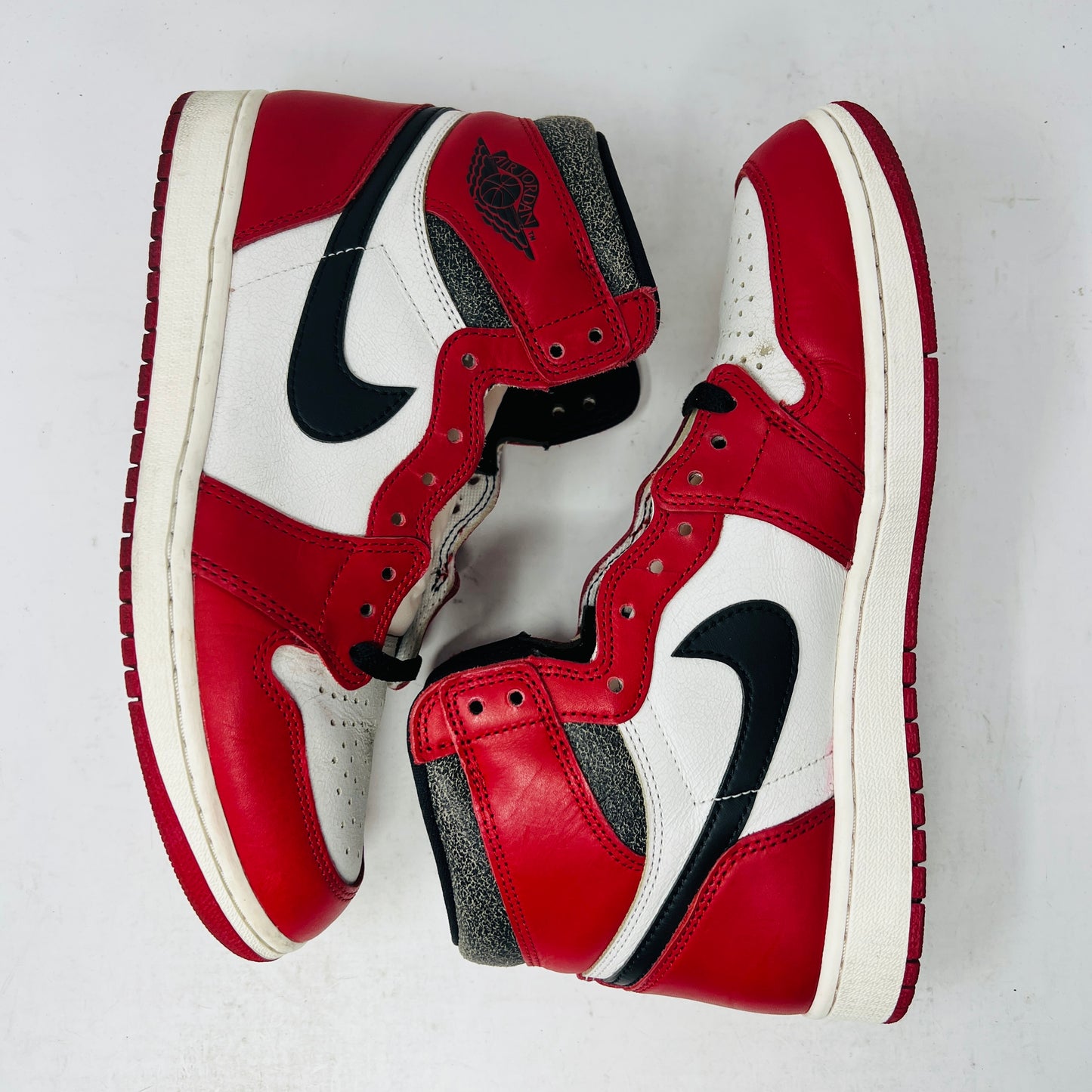 Jordan 1 Retro High OG Chicago Lost and Found