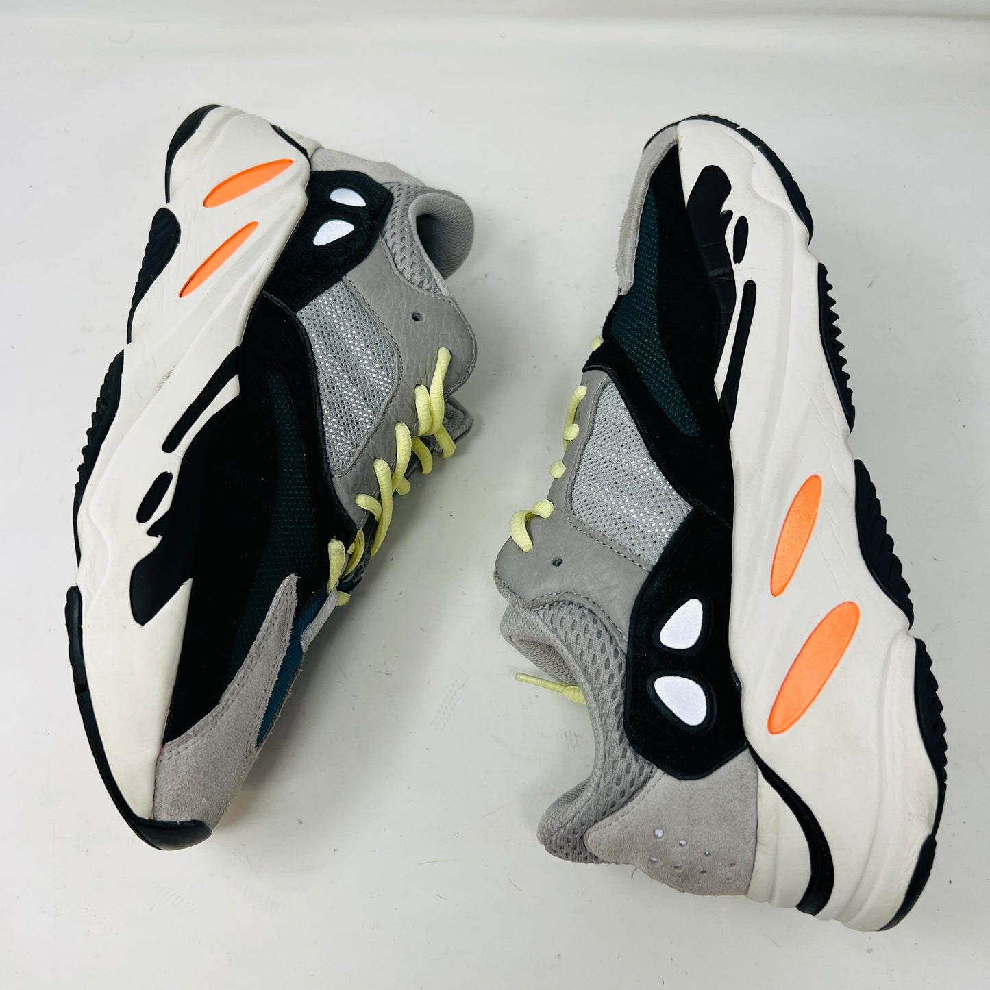 adidas Yeezy Boost 700 Wave Runner