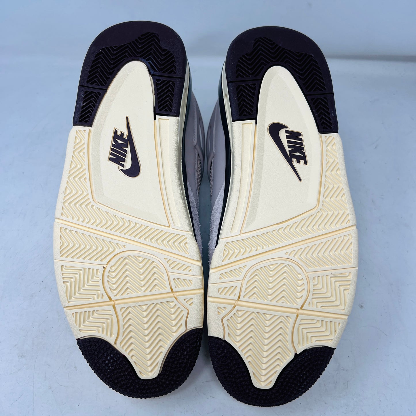 Jordan 4 Retro OG SP A Ma Maniére While You Were Sleeping (Women's)