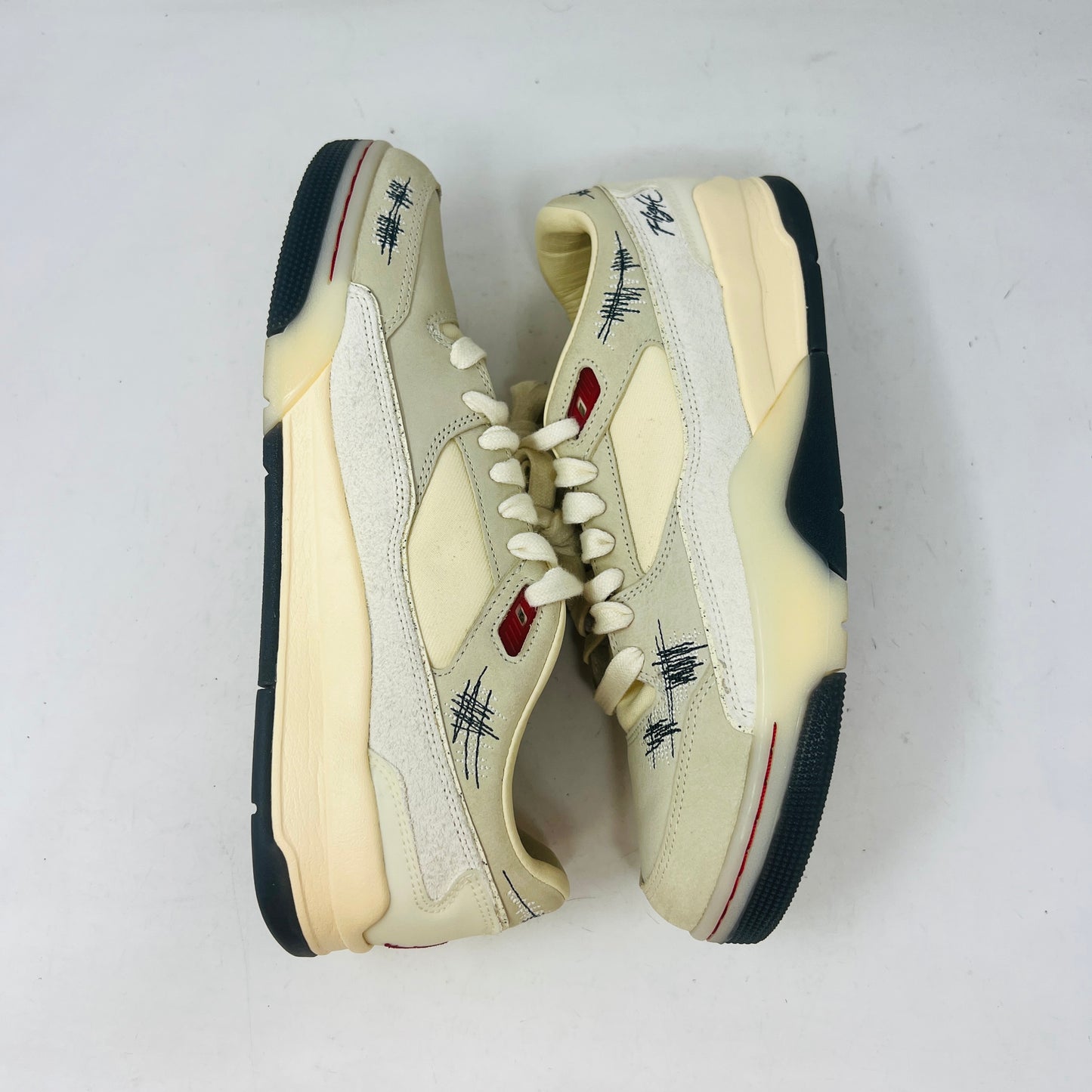 Jordan Flight Court Who Decides War Coconut Milk (Women's)
