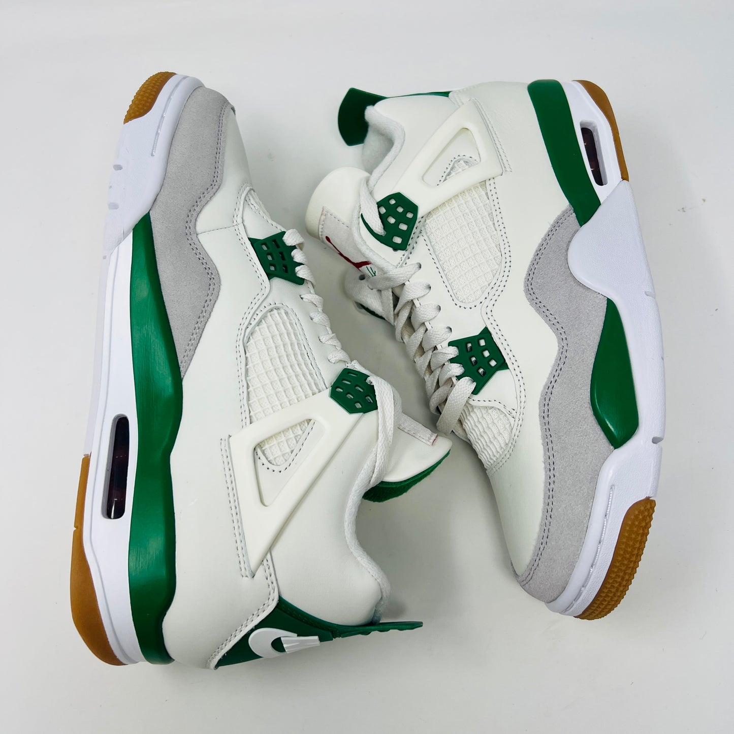 Jordan 4 Retro SB Pine Green