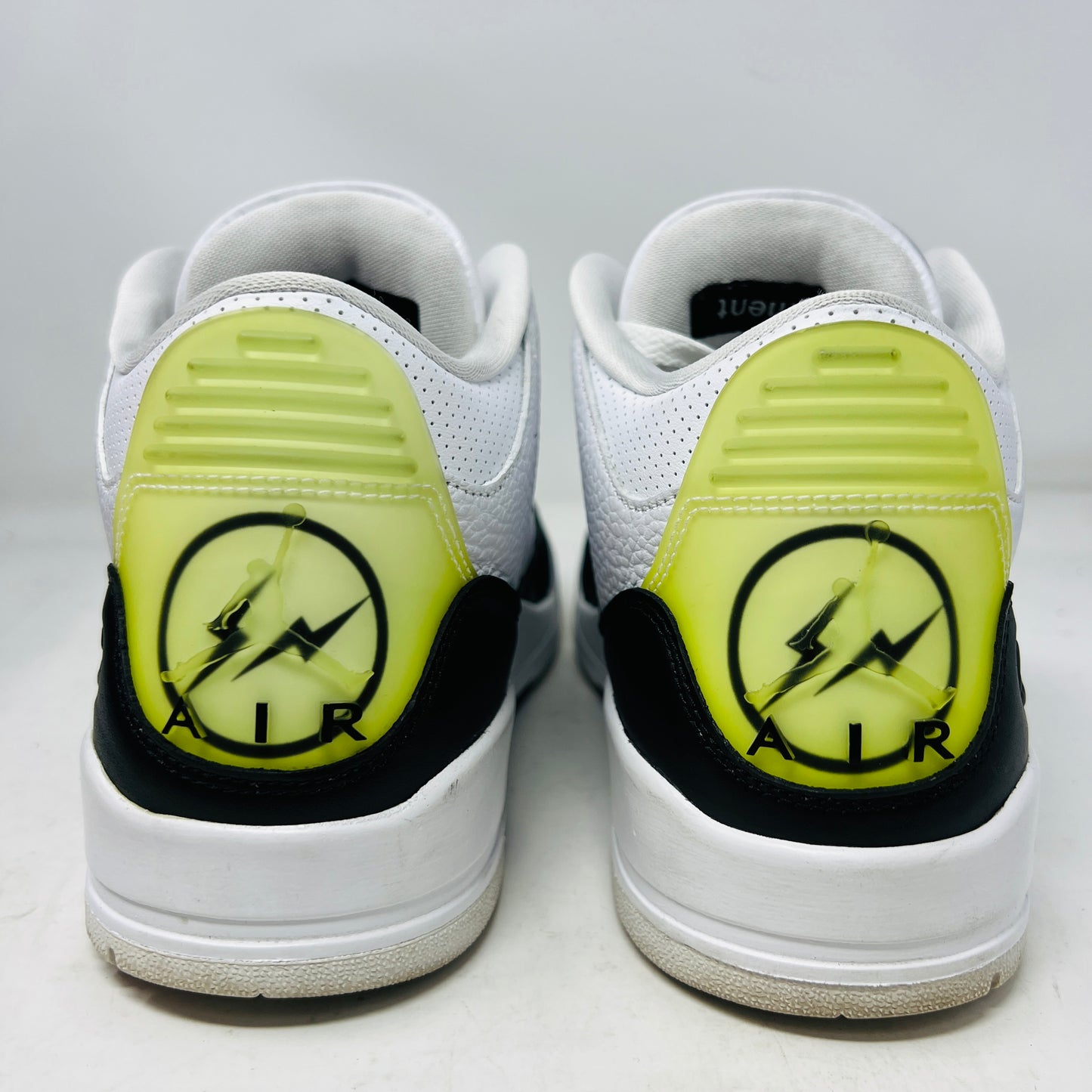 Jordan 3 Retro Fragment