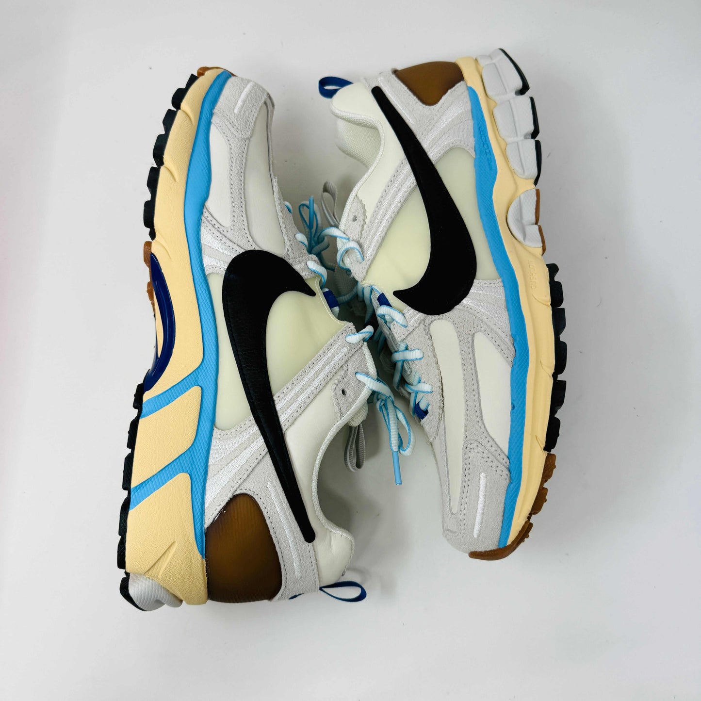 Nike Zoom Vomero 5 Designed by Japan (Women's)