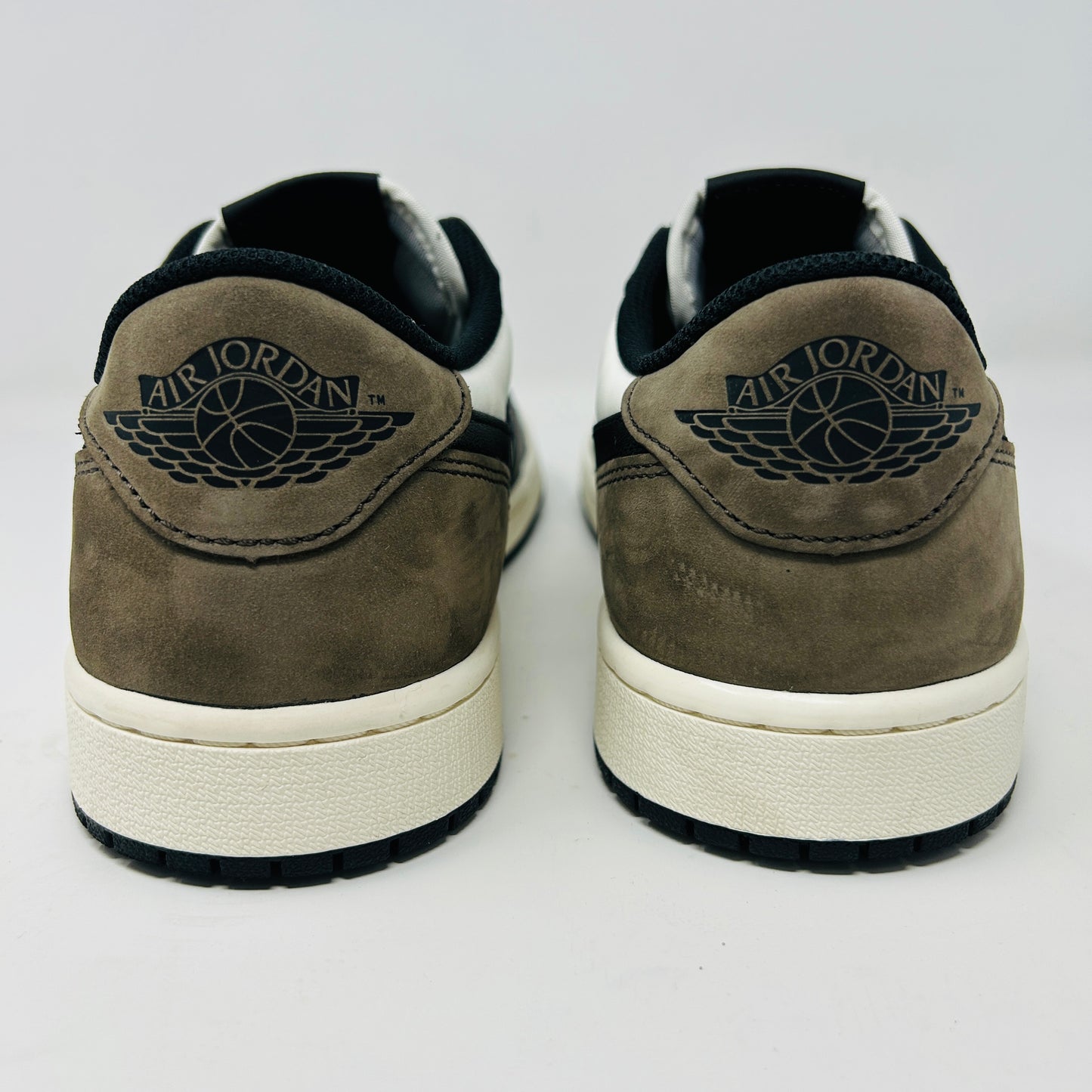 Jordan 1 Retro Low OG Mocha