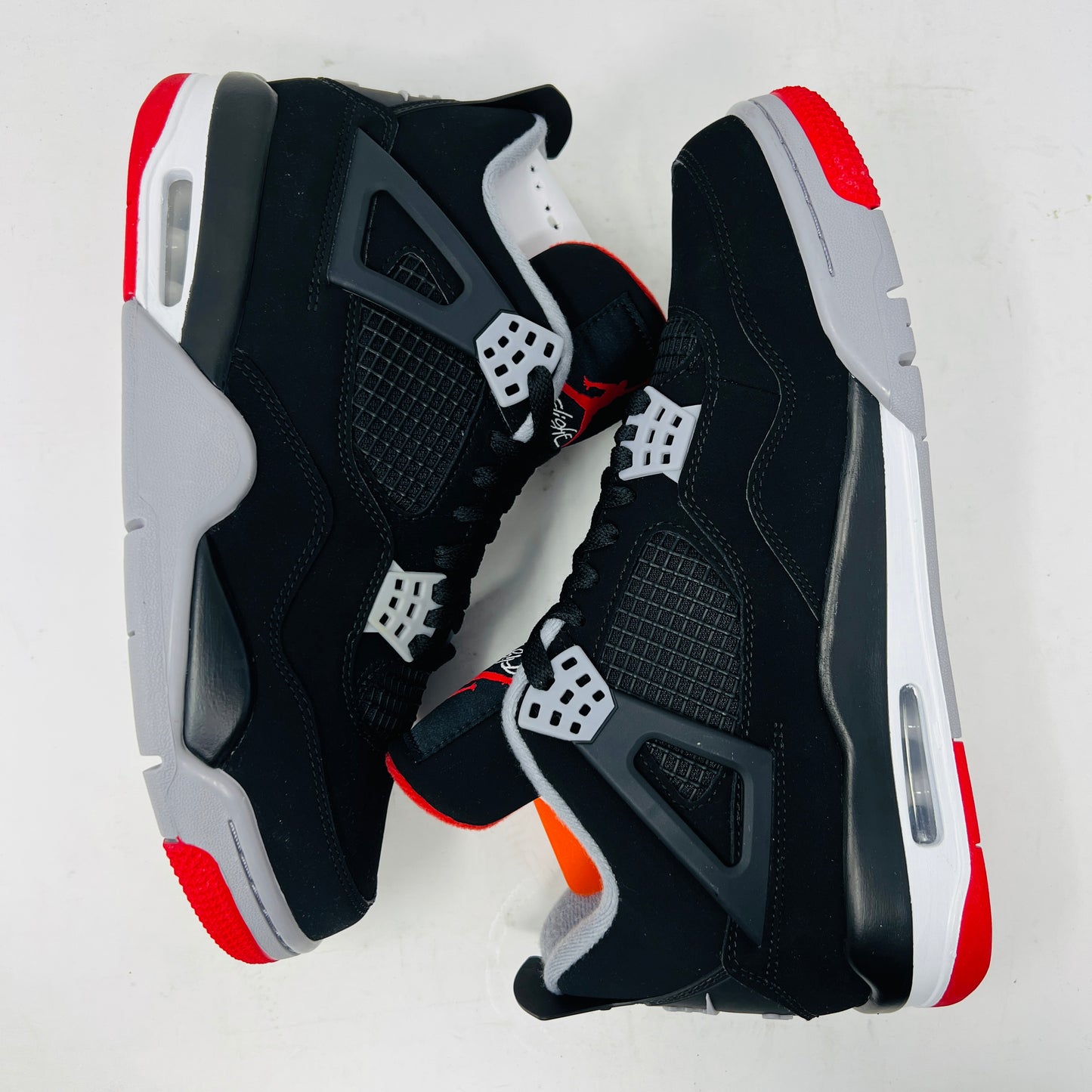 Jordan 4 Retro Bred (2019)