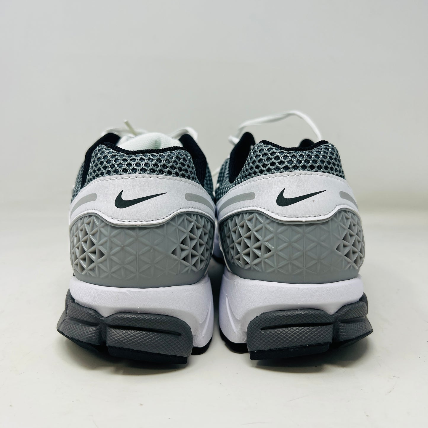 Nike Zoom Vomero 5 SE SP Dark Grey Black White