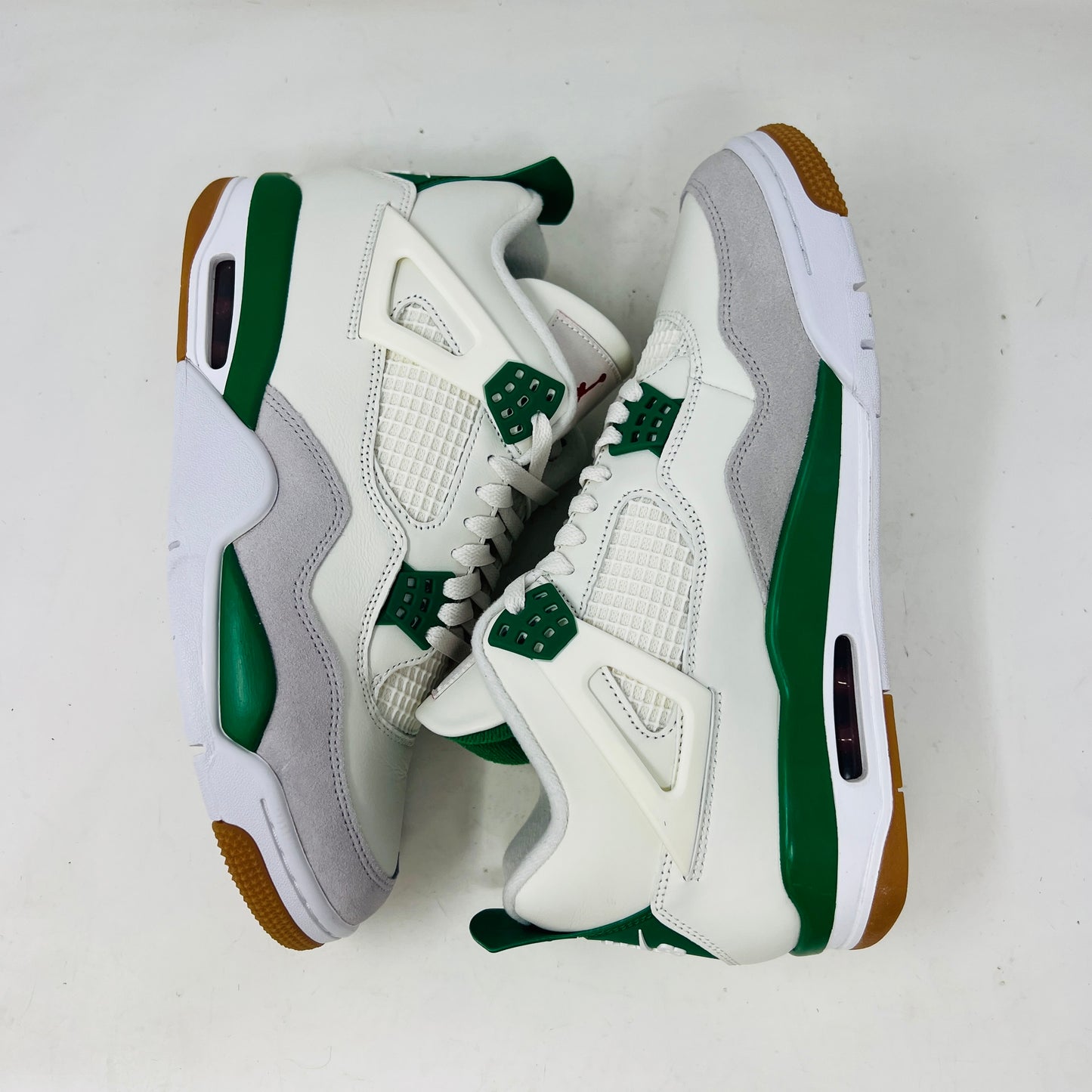 Jordan 4 Retro SB Pine Green