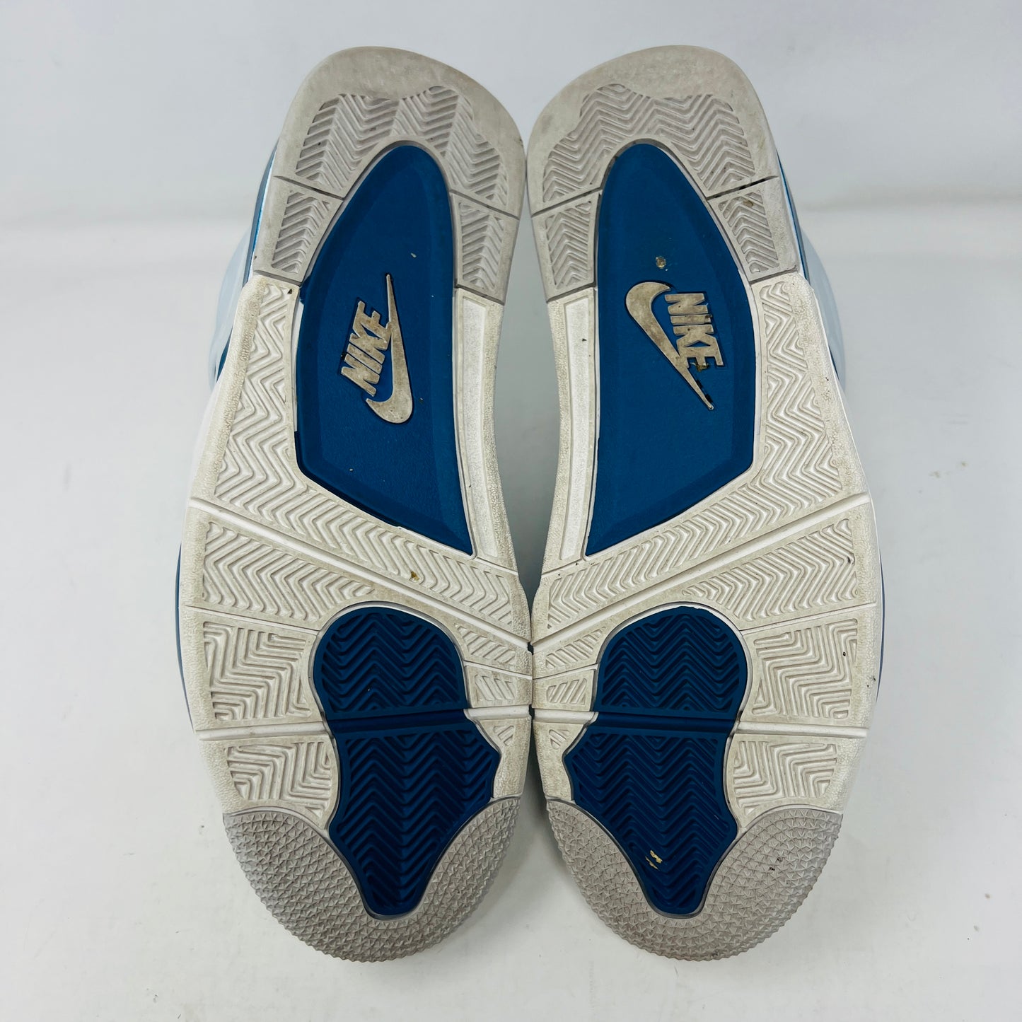 Jordan 4 Retro Military Blue (2024)