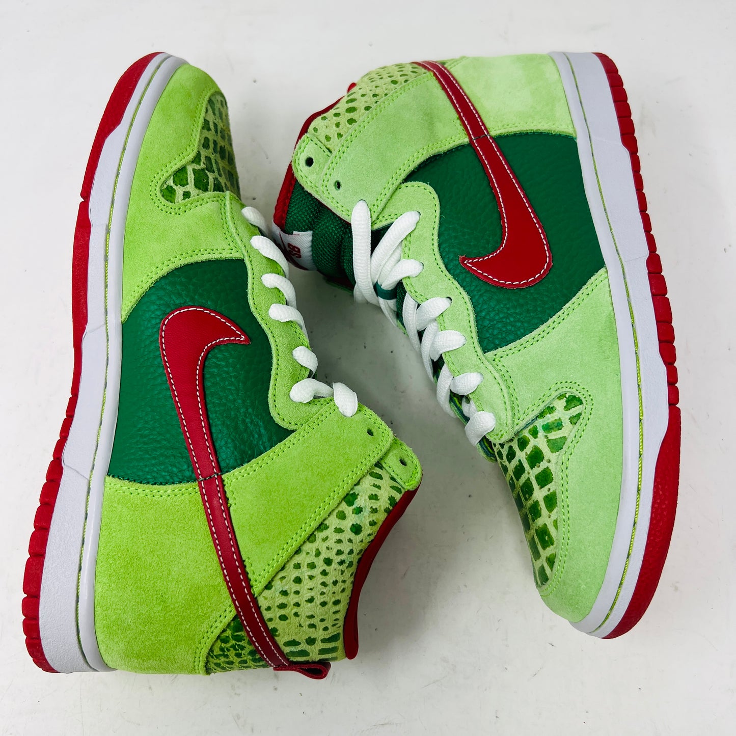 Nike SB Dunk High Pro Dr. Feelgood